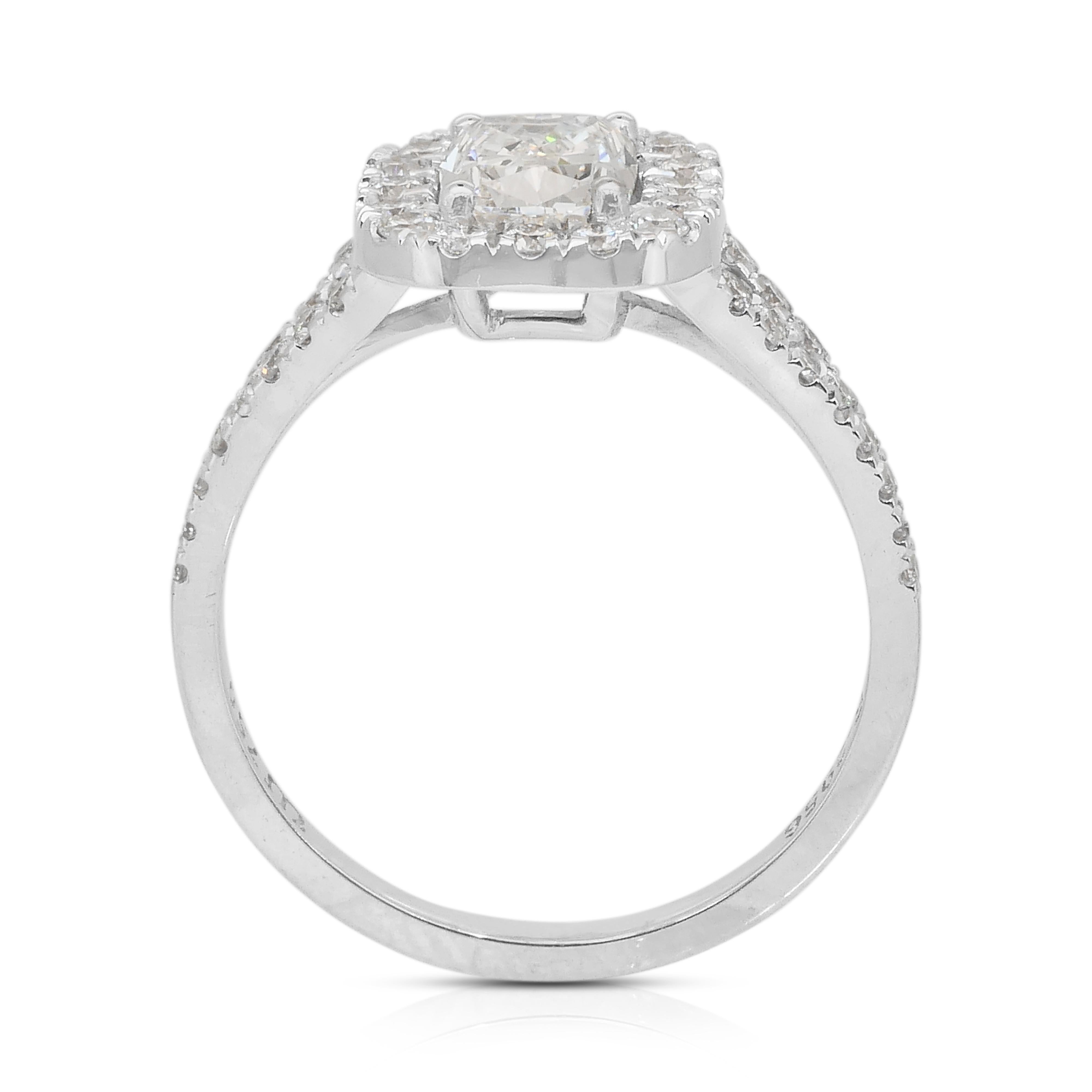 Funkelnder 1,52ct Diamanten Halo Ring in 18k Weißgold - IGI zertifiziert im Angebot 4