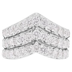 Funkelndes 1,56ct Diamond Mulit-Row Chevron Band aus 18K Weißgold