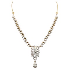 Vintage Sparkling 159 Diamond Y Drop Choker Necklace in 18 Karat Yellow Gold