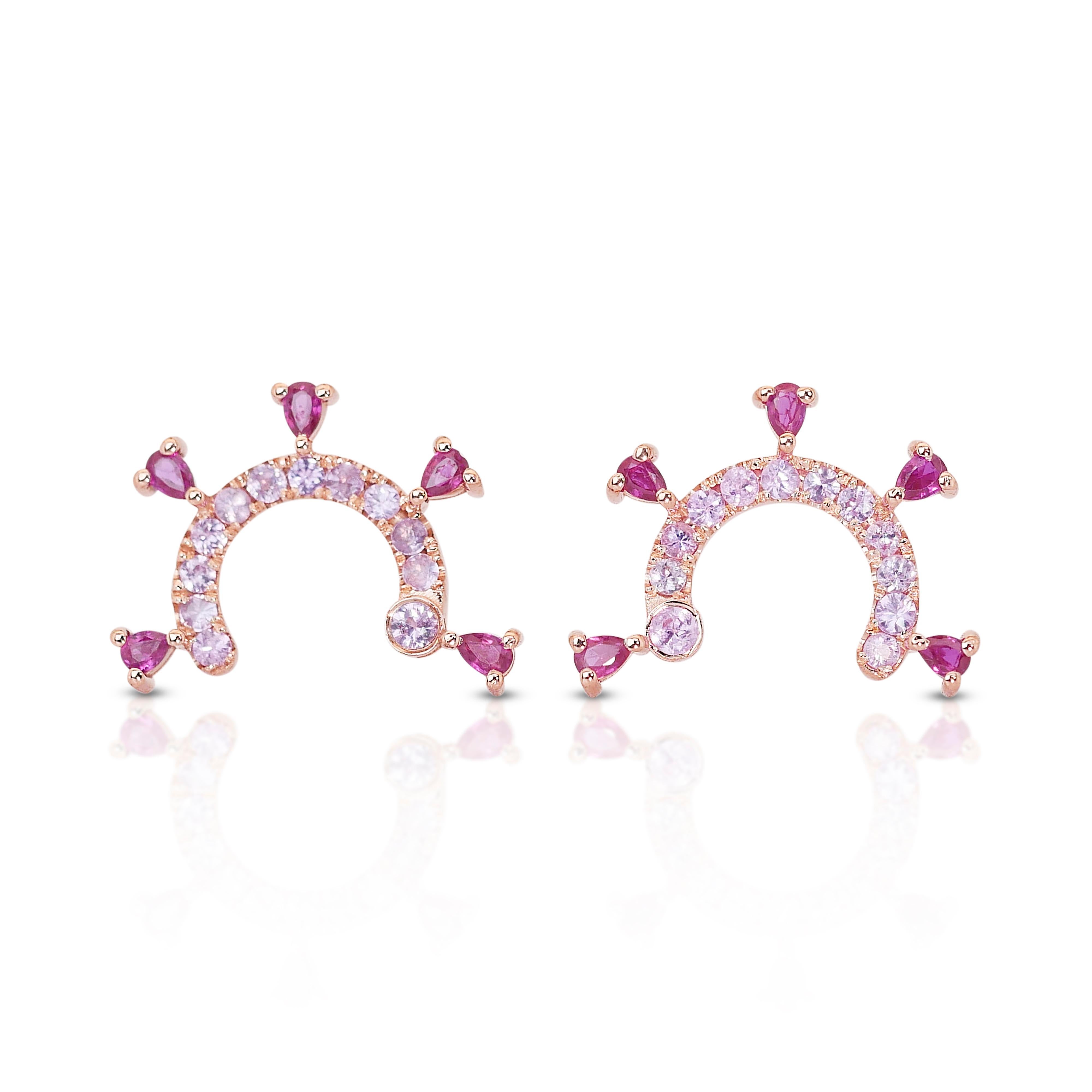 Sparkling 18K Rose Gold Ruby & Sapphire Hoop Earrings w/ 1.88 ct - AIG Certified In New Condition For Sale In רמת גן, IL