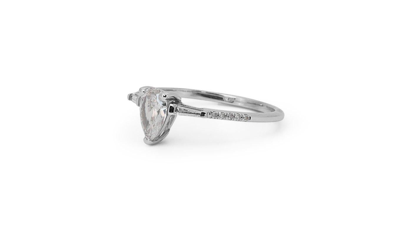 Women's Sparkling 18k White Gold 3 Stone Ring w/ 0.75ct Natural Diamonds GIA Certificate
