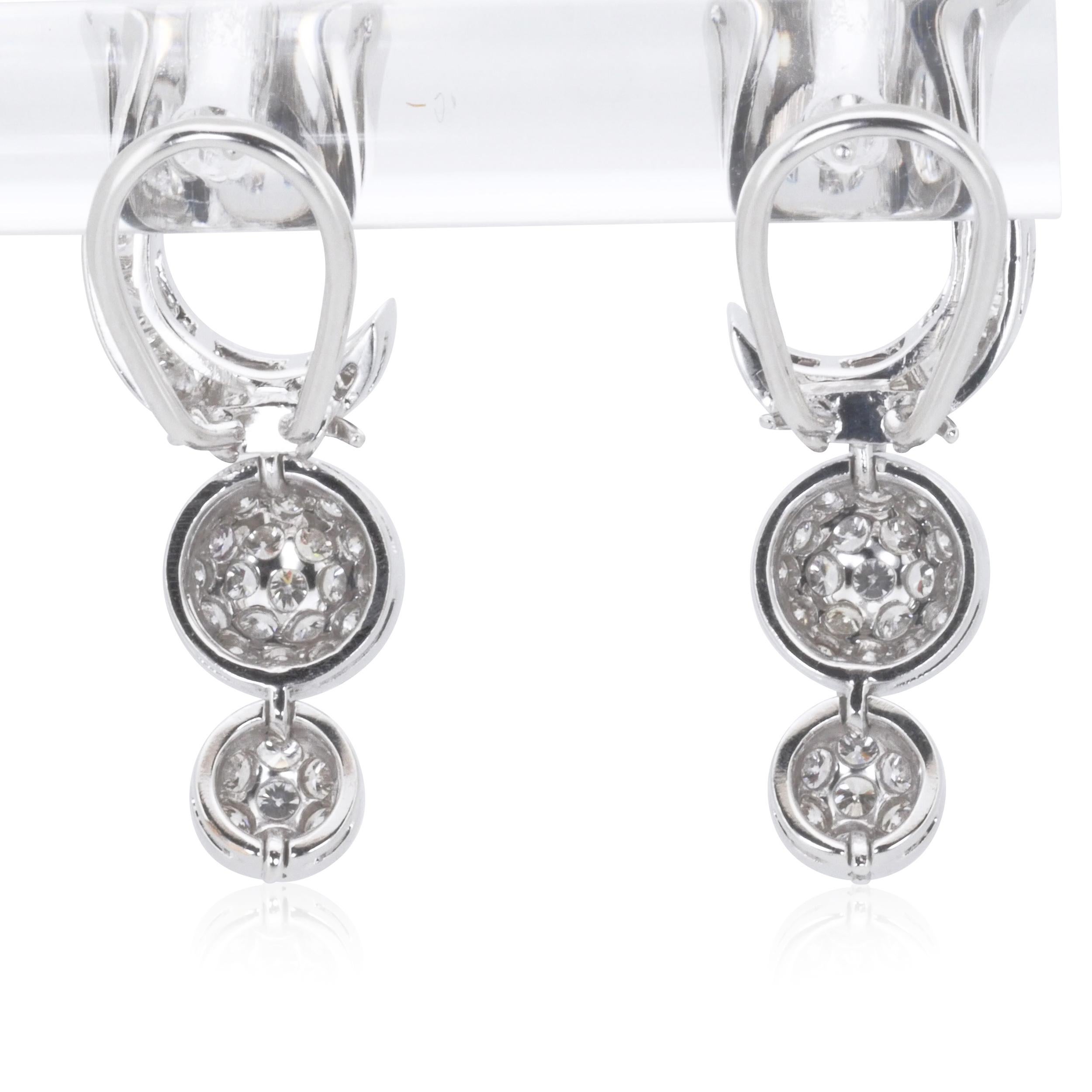 Sparkling 18k White Gold Dangle Earrings with 2.4 carat Natural Diamond 1
