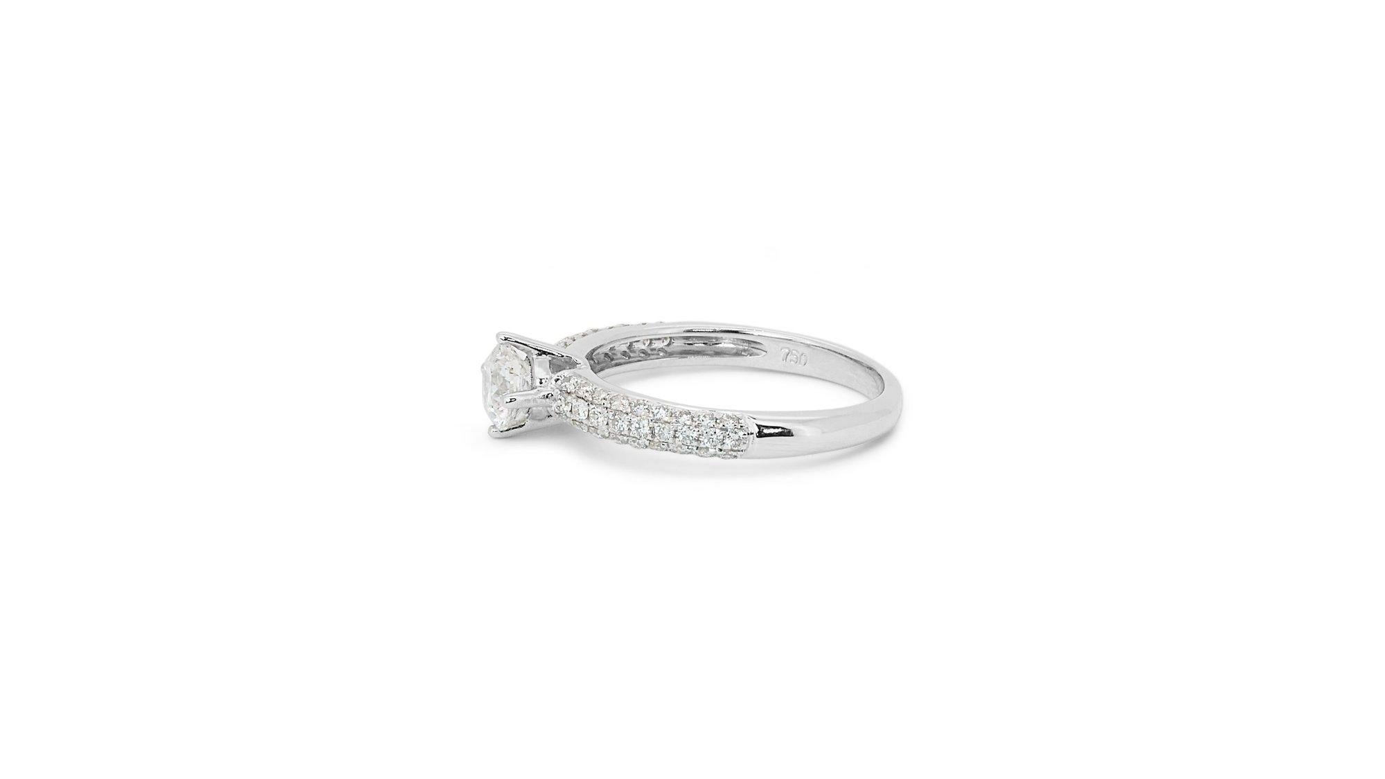Sparkling 18k White Gold Engagement Ring with 0.90 ct Natural Diamonds IGI Cert 2