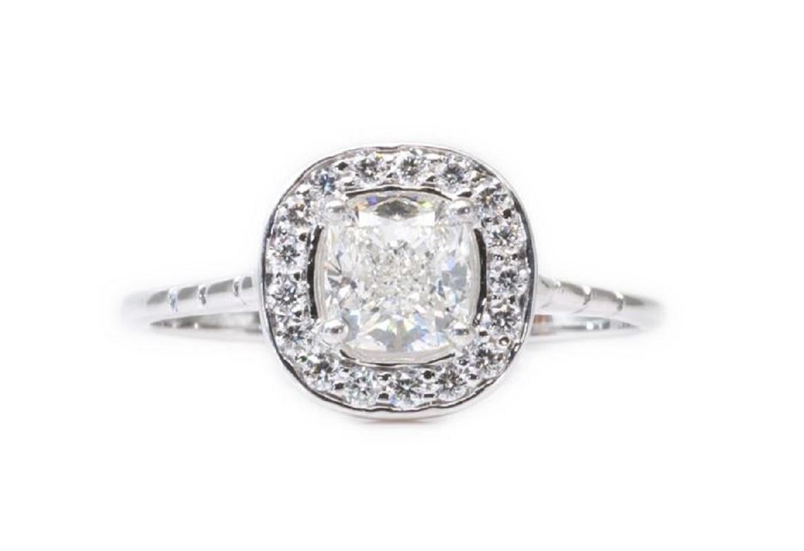 Sparkling 18k White Gold Halo Ring with 0.97 Ct Natural Diamonds, GIA Cert 2