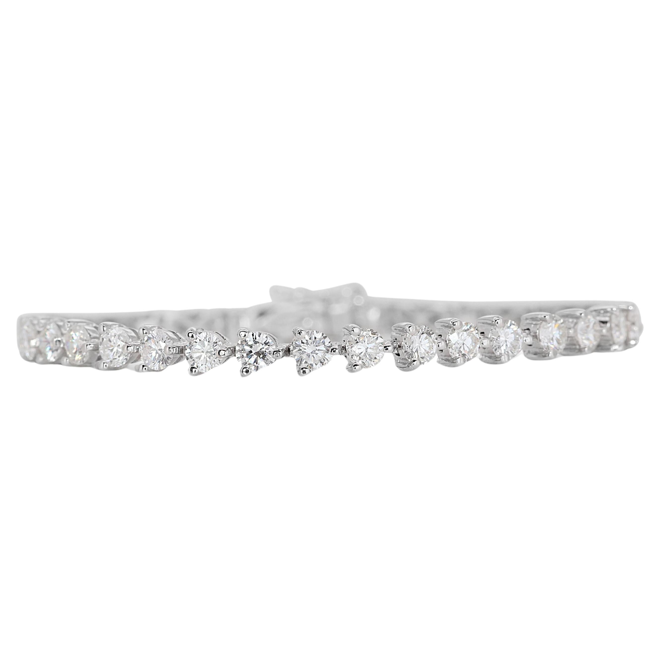 Sparkling 18k White Gold Tennis Bracelet w/ 1.60 Carat Natural Diamonds For Sale