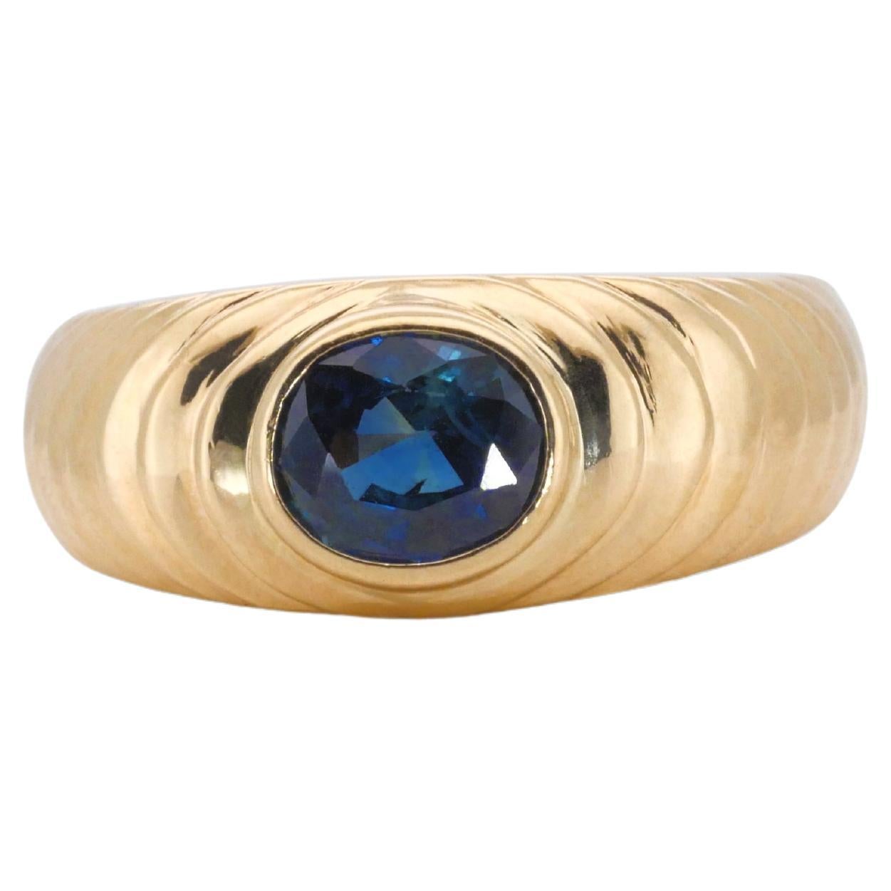 Sparkling 18k Yellow Gold Band Ring with 1.20 ct Natural Sapphire NGI Cert For Sale