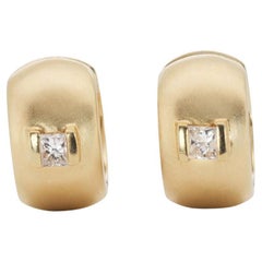 Boucles d'oreilles étincelantes en or jaune 18 carats avec diamants naturels de 0,22 carat