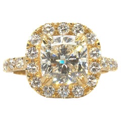 Sparkling 18k Yellow Gold Halo Ring with 2.50 Ct Natural Diamonds, EGL Cert
