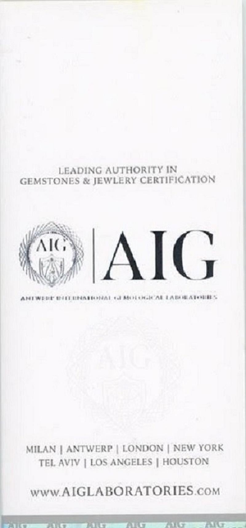 Sparkling 18k Yellow Gold Stud Earrings with 1.27 Ct Natural Diamonds, Aig Cert For Sale 3
