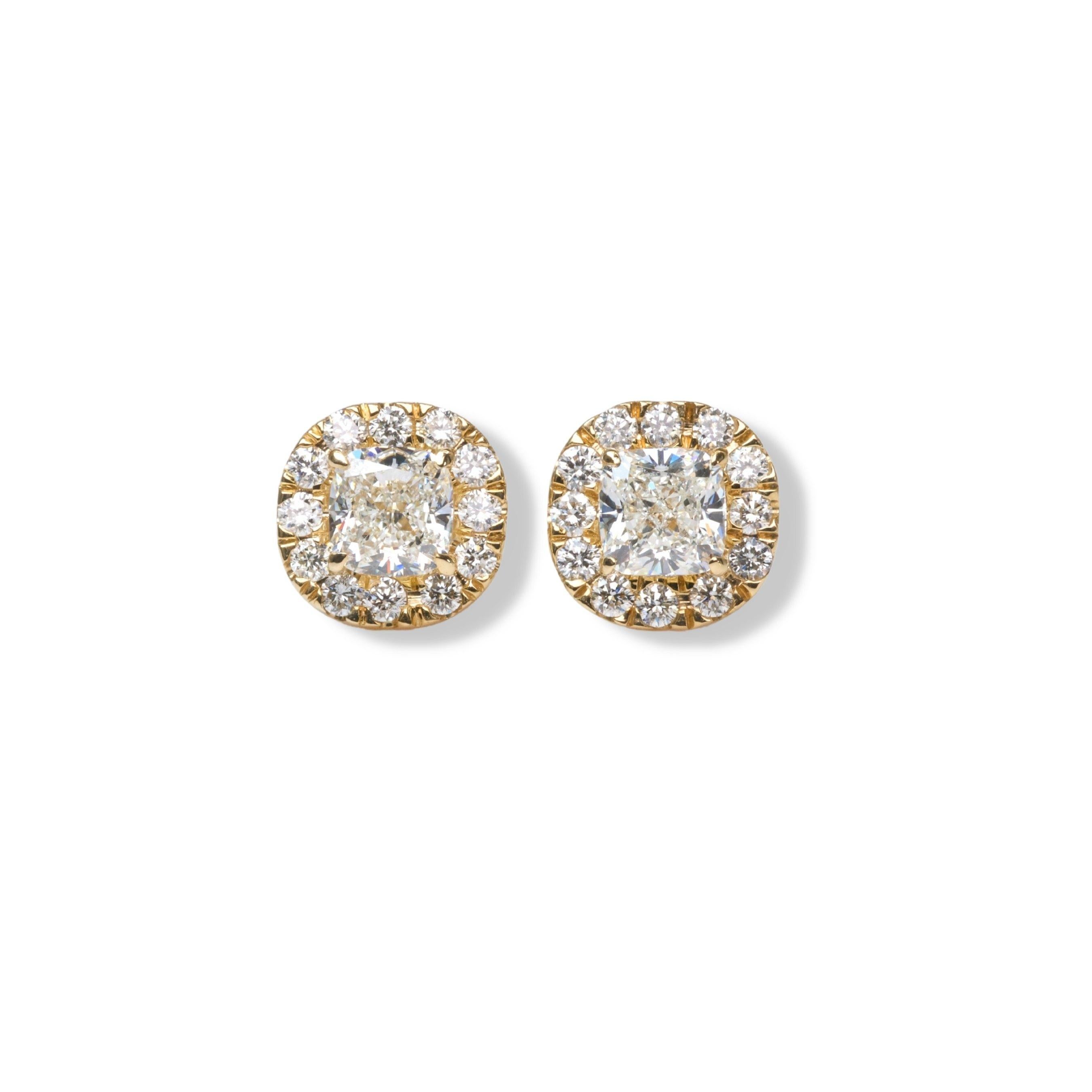Women's Sparkling 18k Yellow Gold Stud Halo Earrings with 1.40 Diamonds, GIA certificate For Sale