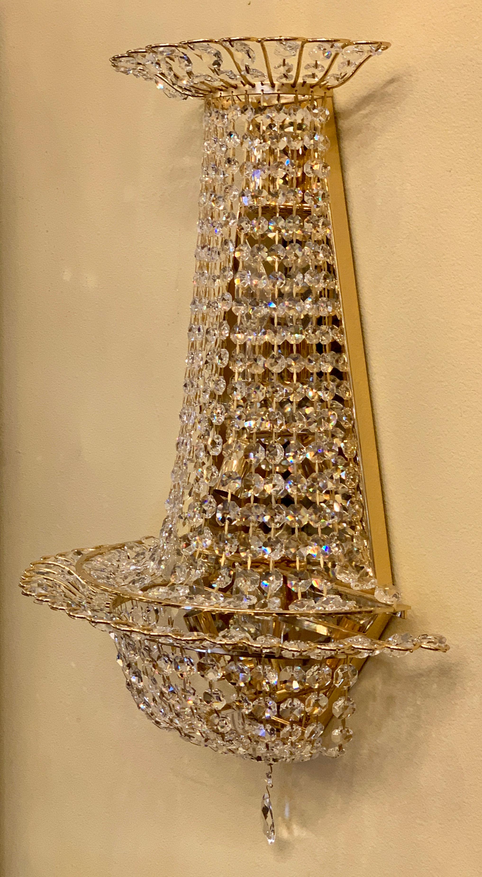 20th Century Sparkling 1980s Art Deco Style Crystal Gold Metal Basket Light Sconce For Sale