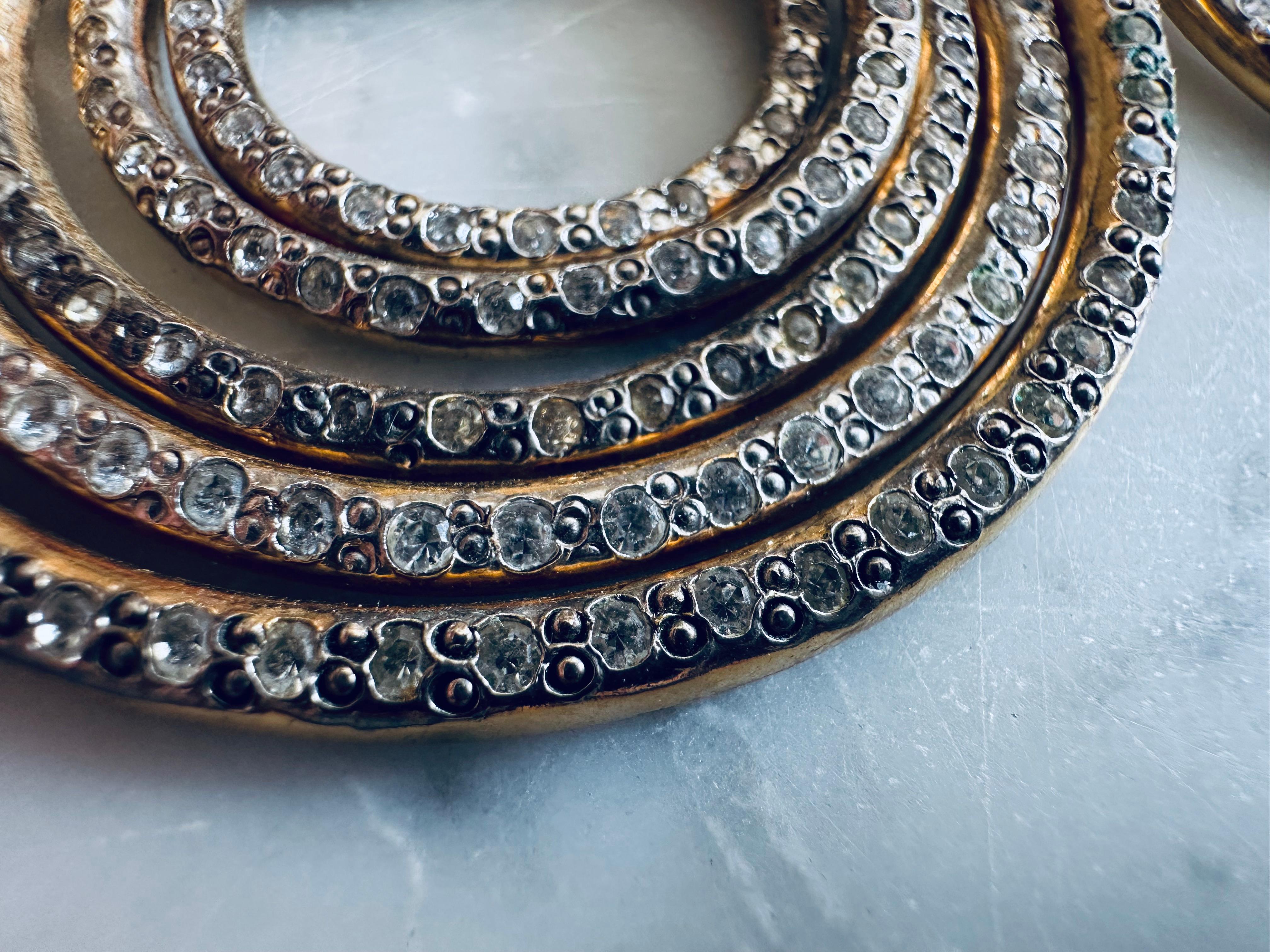 Italian Sparkling 1980s Valentino Rhinestone Clip-On Earrings – Vintage Glamour For Sale
