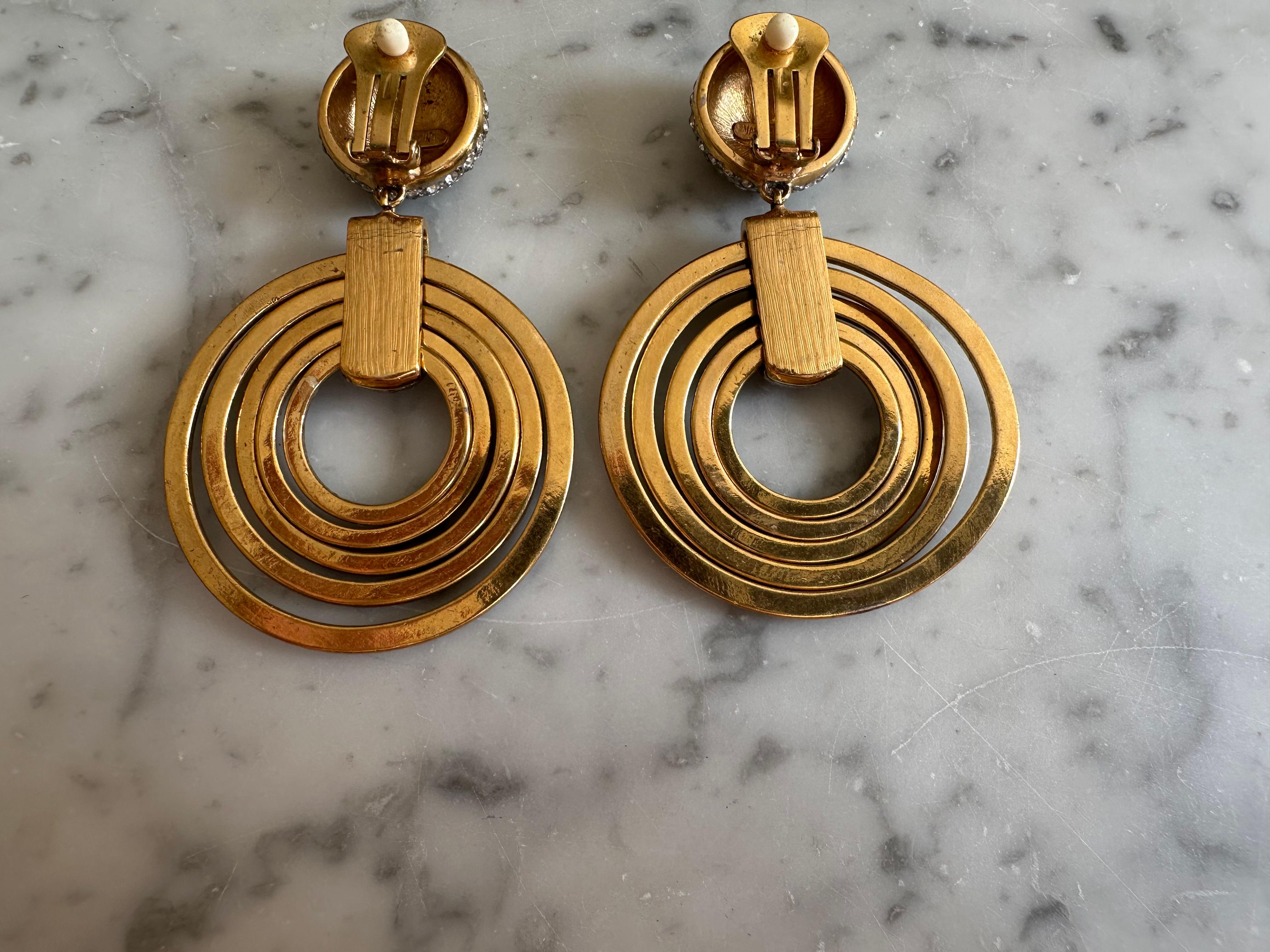 Metal Sparkling 1980s Valentino Rhinestone Clip-On Earrings – Vintage Glamour For Sale