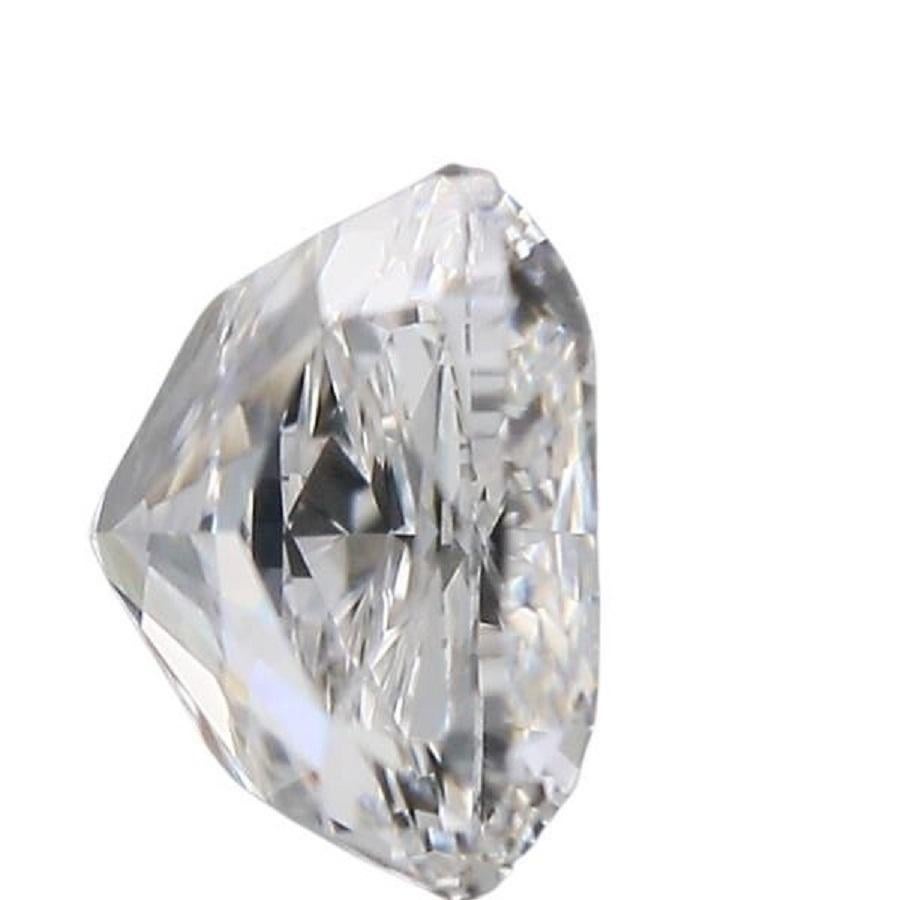 Sparkling 1pc Diamond w/ 0.75 ct Cushion E VS1 GIA Certificate In New Condition For Sale In רמת גן, IL