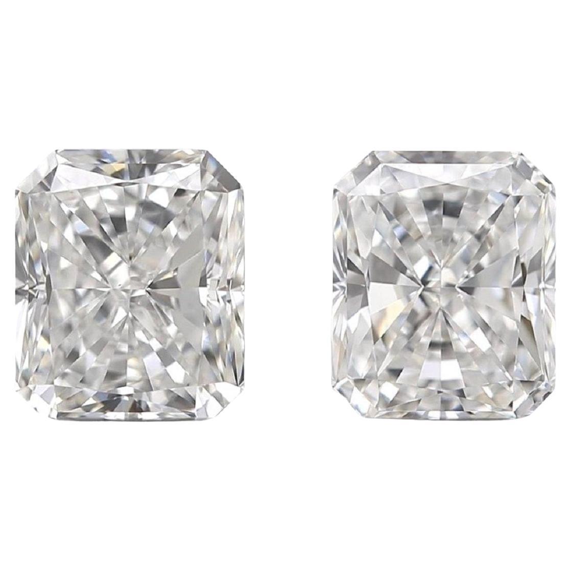 Sparkling 2 pcs Natural Diamonds 1.40 ct Radiant F VVS2 / F VS1 GIA Certificate For Sale