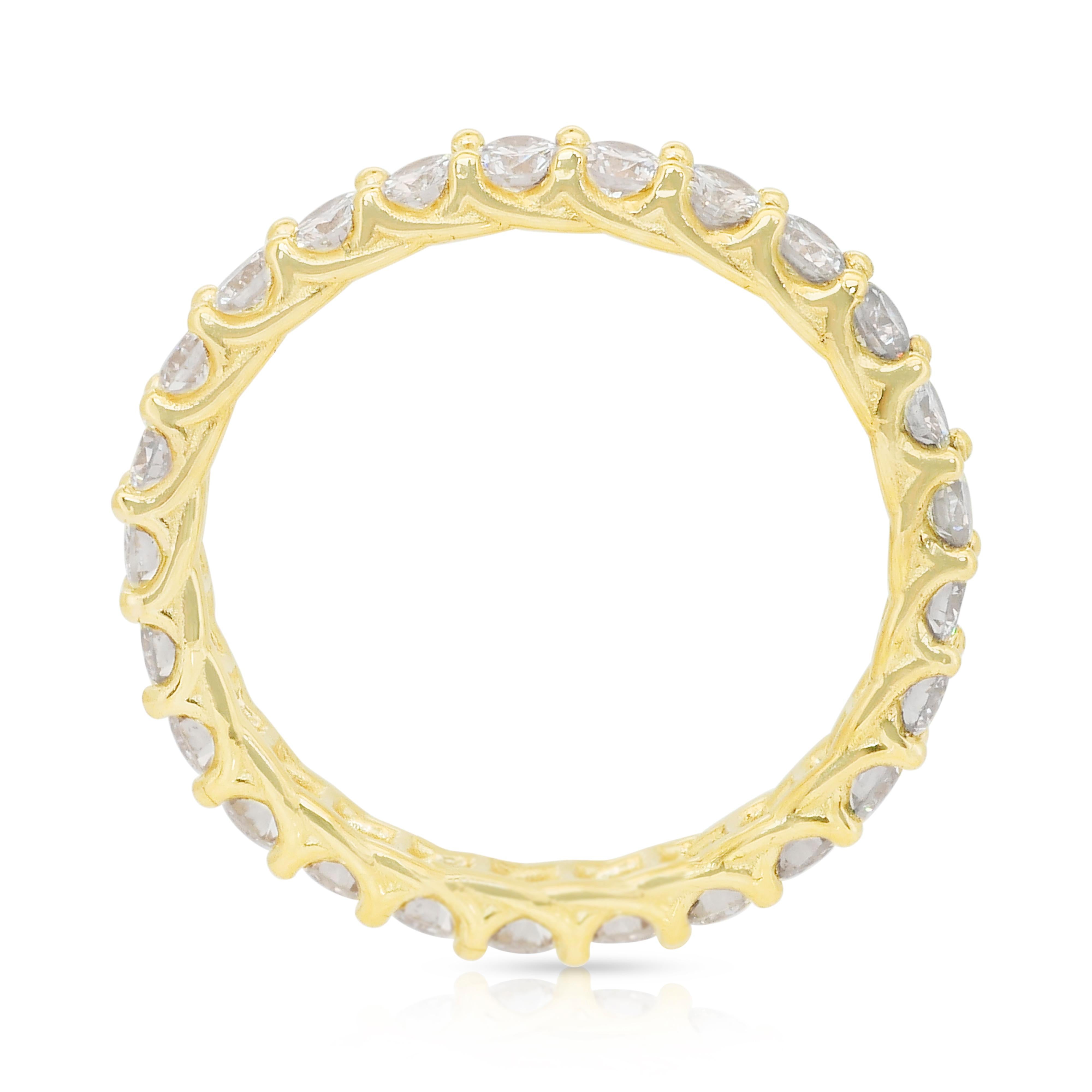 Scintillante anello di eternità con 2,00ct di diamanti in oro giallo 18k - certificato IGI in vendita 3