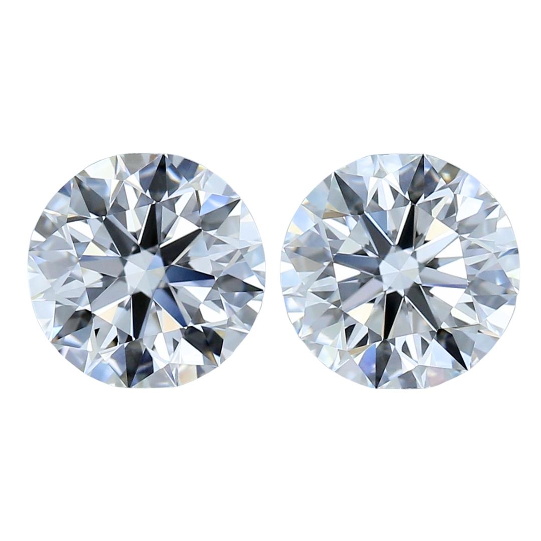 Paire de diamants taille idéale de 2,02 carats, certifiés GIA en vente 3