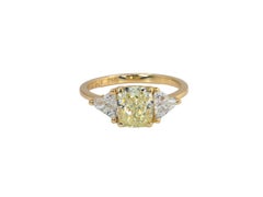 Sparkling 2.03ct 3-Stone Diamond Ring