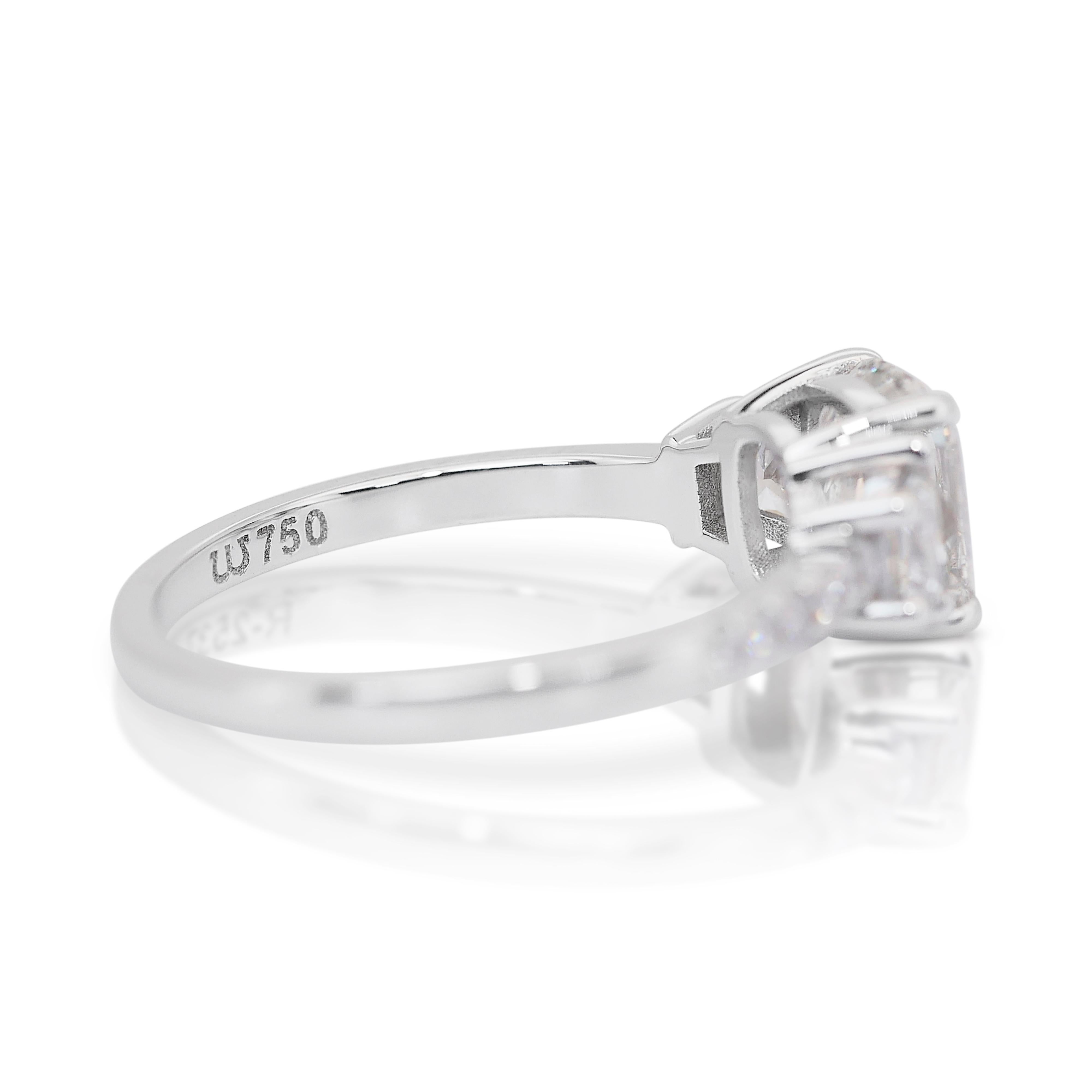 Sparkling 2.03ct Diamond Pave Ring in 18k White Gold - IGI Certified

Elevate your style with this breathtaking 18k white gold ring, featuring a luxurious cushion-cut diamond as its centerpiece. Surrounded by 12 shimmering round diamonds, this