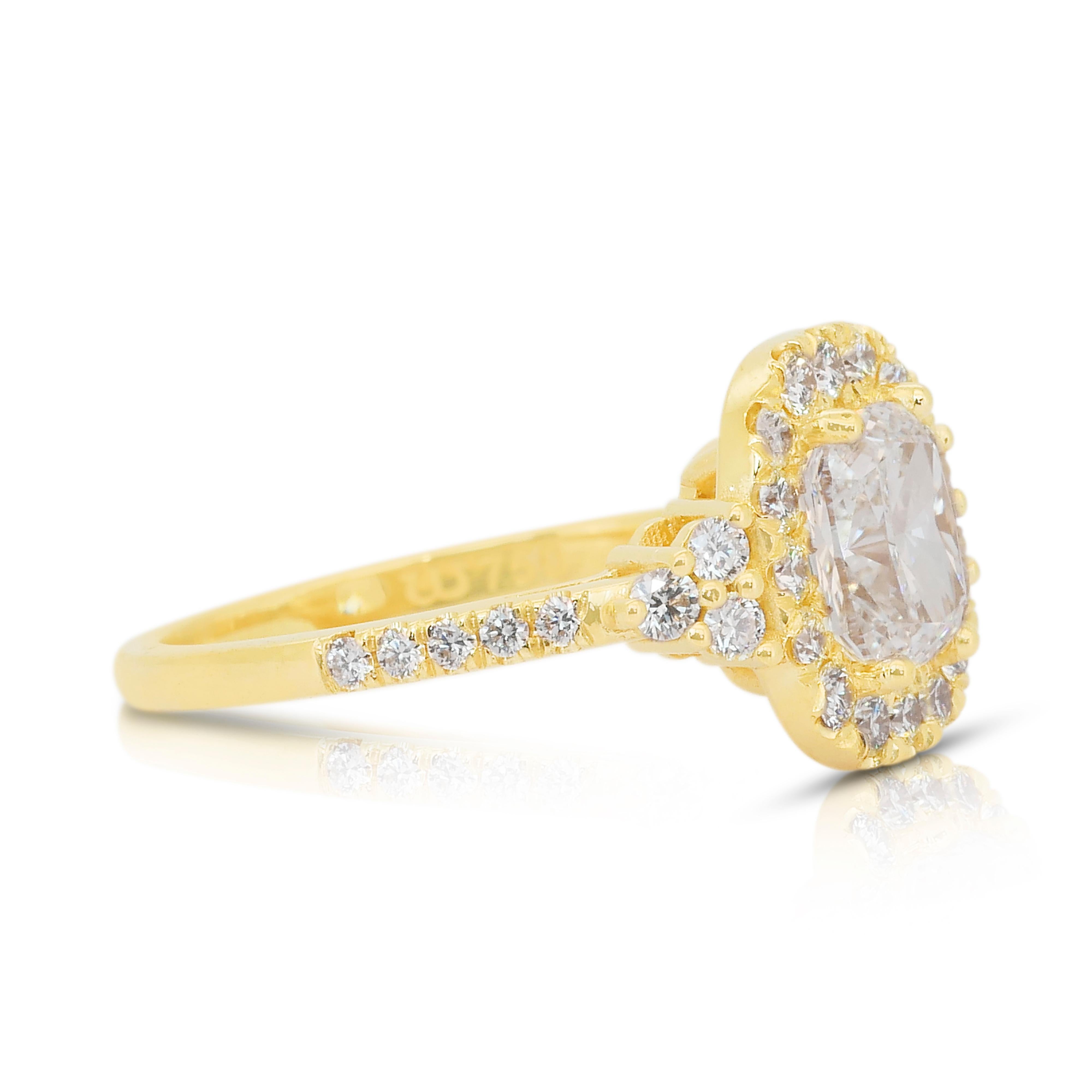 Taglio cuscino Scintillante anello aureolato con 2,12 carati di diamanti in oro giallo 18 carati - Certificato GIA in vendita