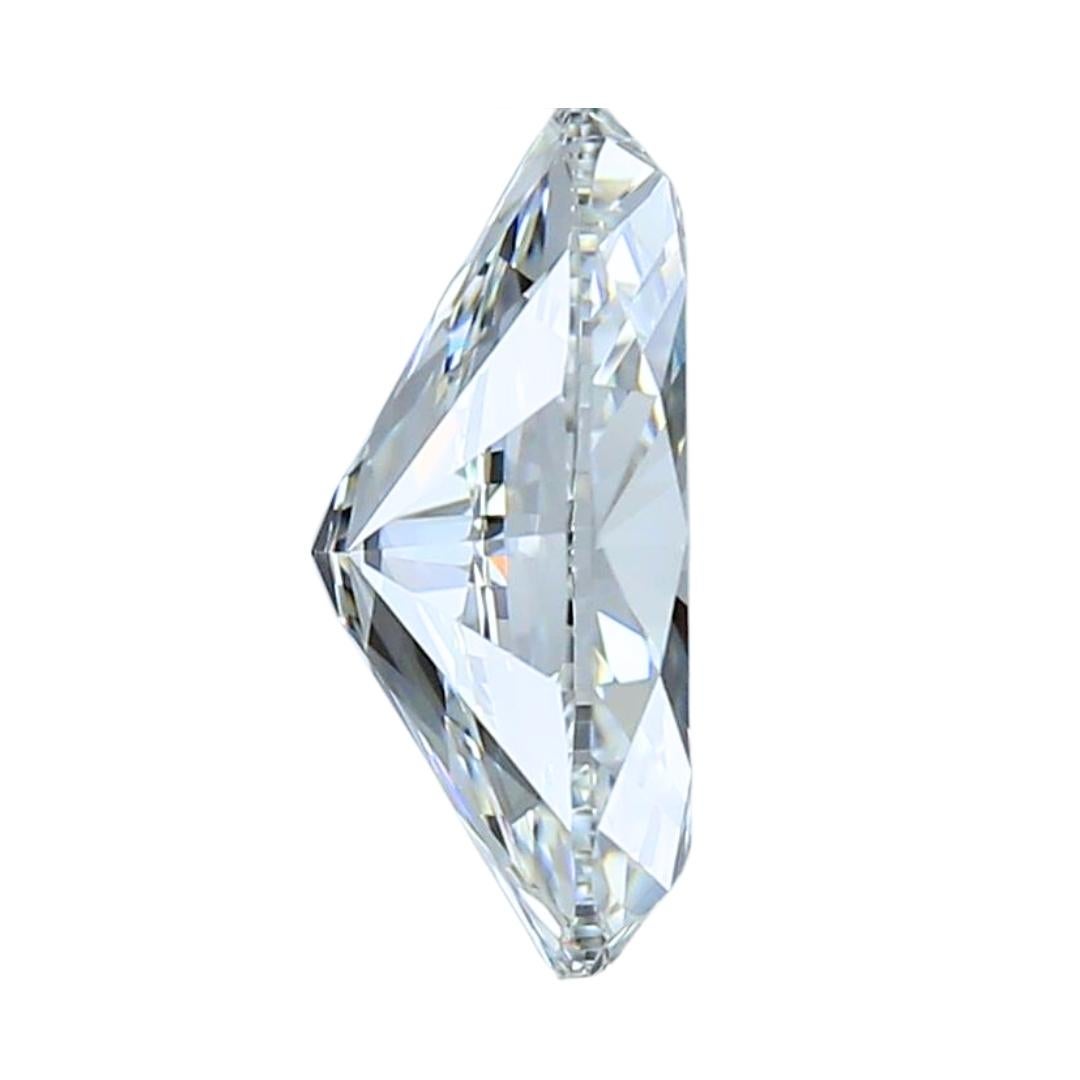 Sparkling 2.20ct Ideal Cut Oval-Shaped Diamond - GIA Certified In New Condition For Sale In רמת גן, IL