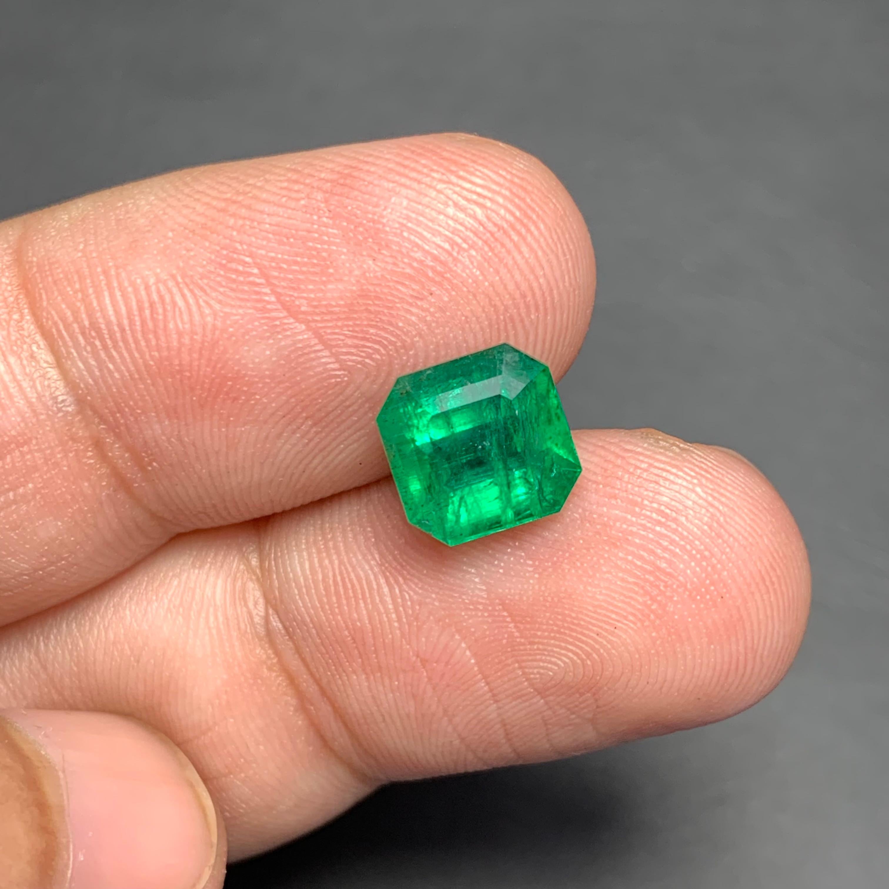 Aesthetic Movement Sparkling 2.80 Carats Natural Loose Emerald Ring Gem Octagon Shape Zambia Mine