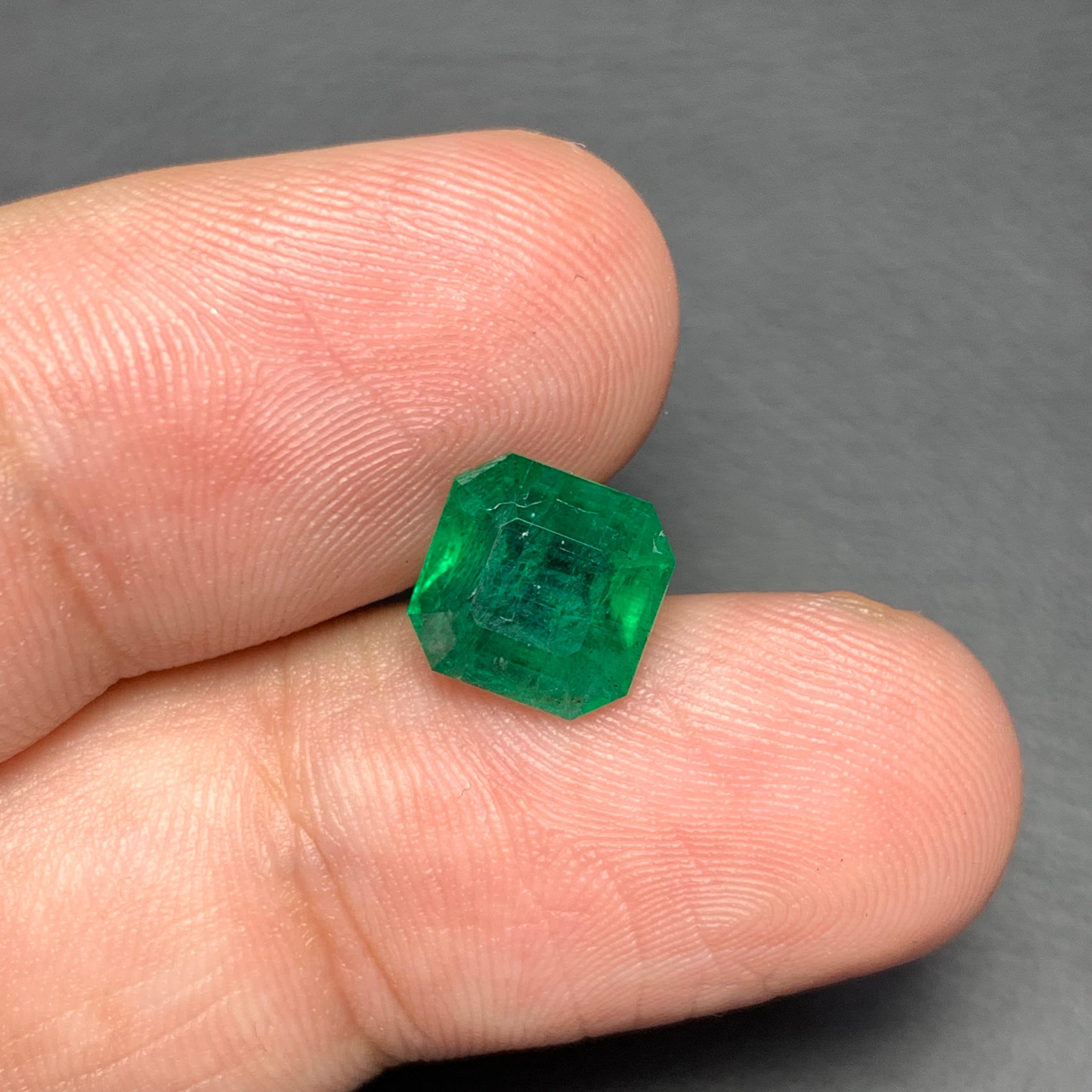 Sparkling 2.80 Carats Natural Loose Emerald Ring Gem Octagon Shape Zambia Mine For Sale 2