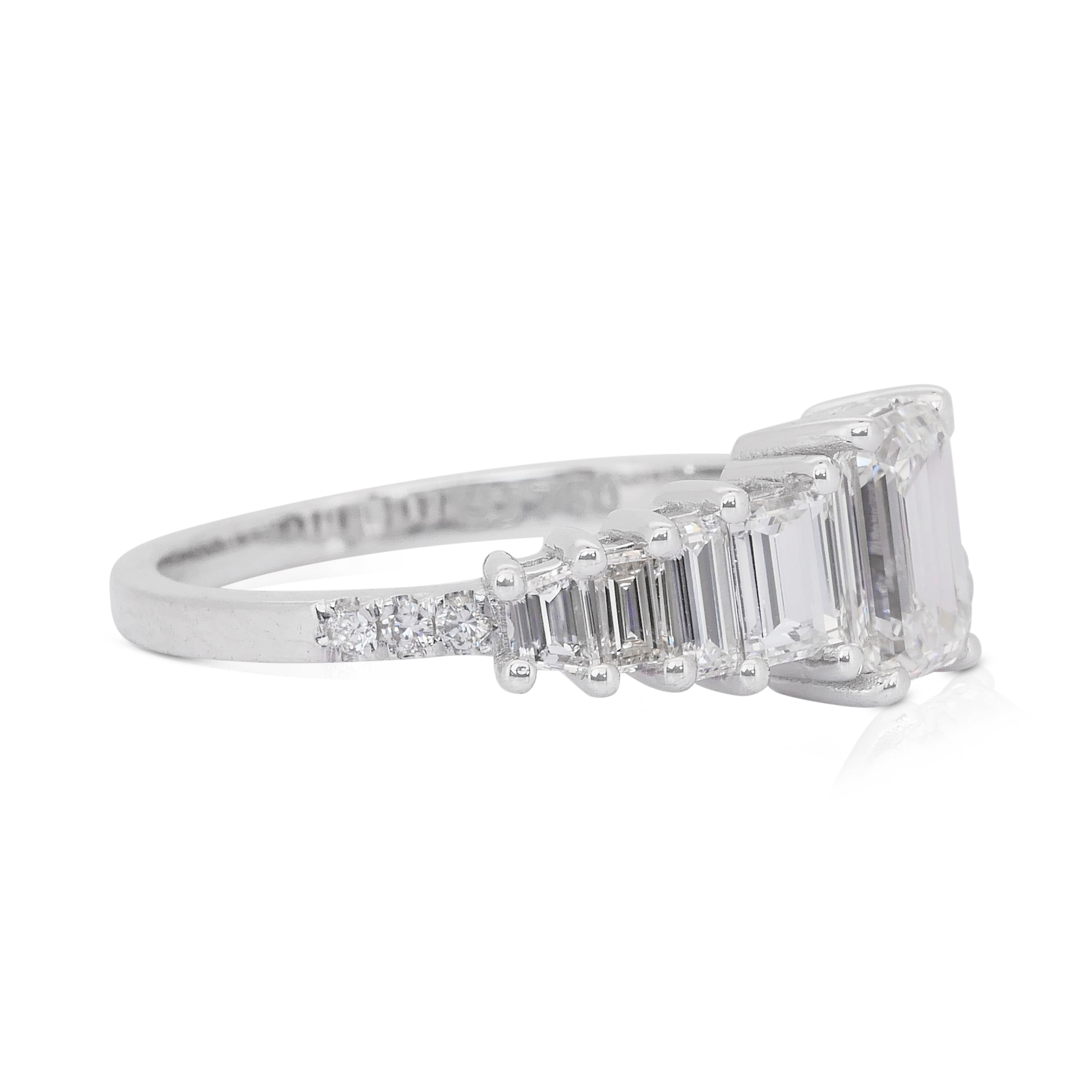 Emerald Cut Sparkling 2.90ct Diamonds Pave Ring in 18k White Gold - IGI Certified