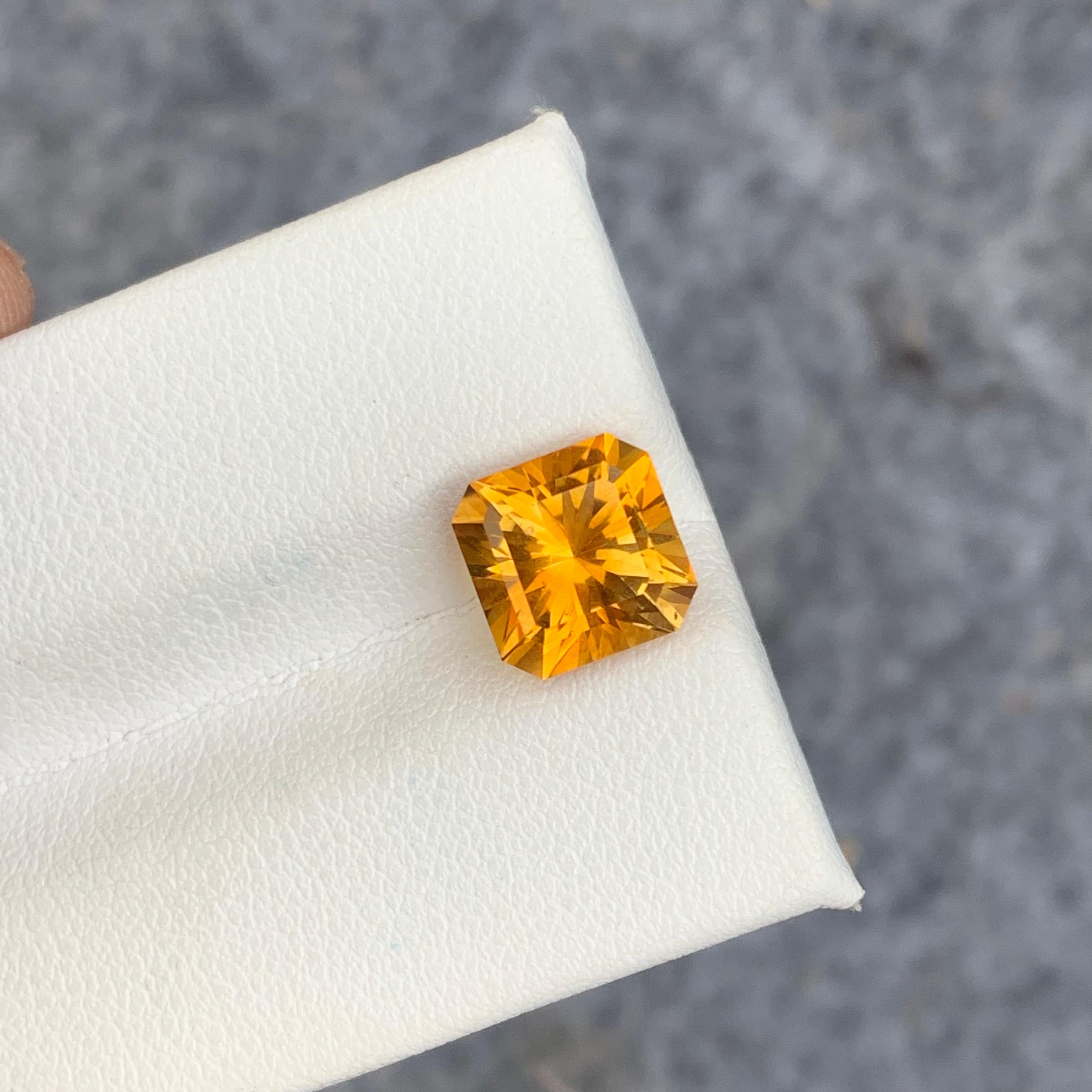 Square Cut Sparkling 3.0 Carat Natural Loose Yelloe Citrine Gemstone from Brazil Mines For Sale