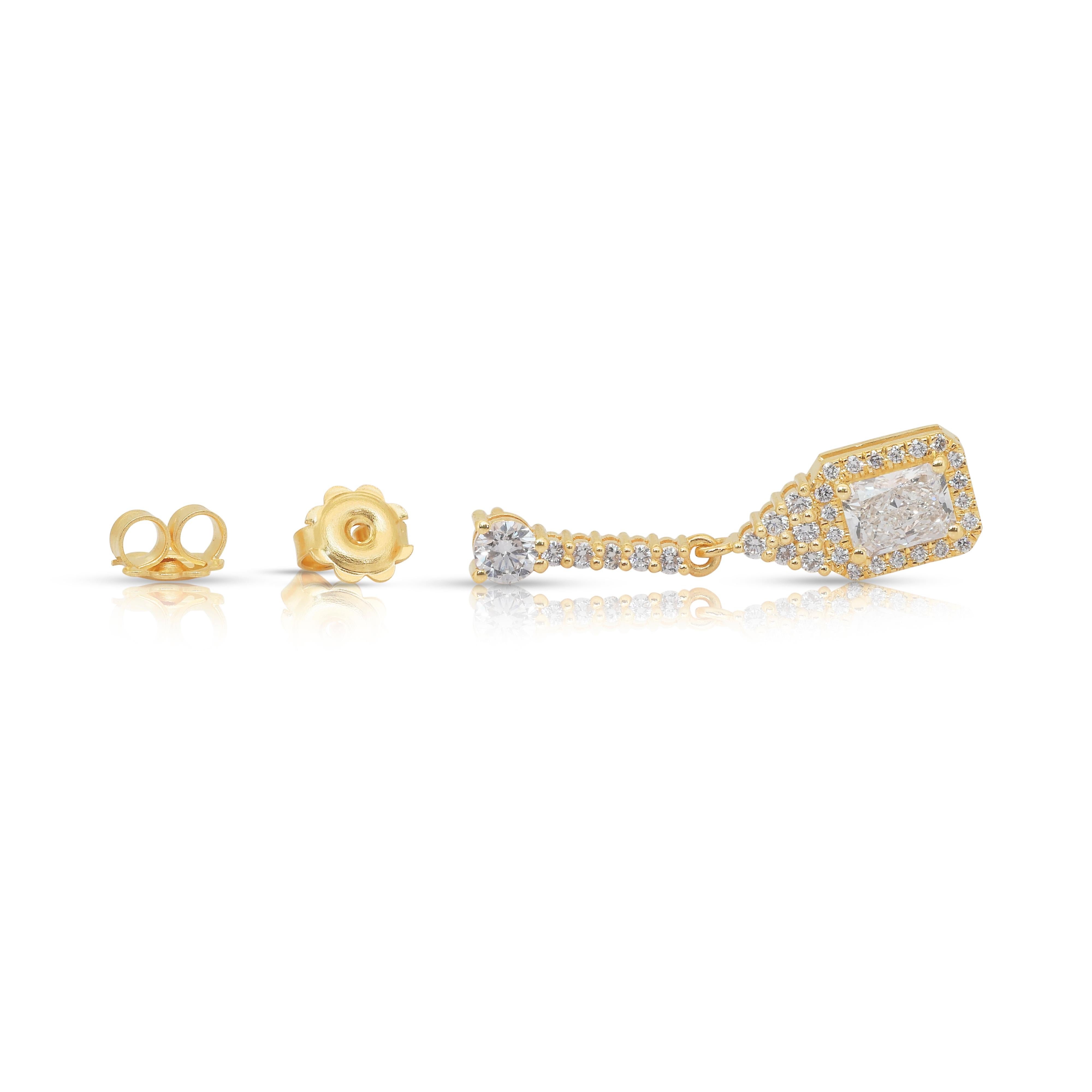 Pendientes de gota de diamantes brillantes de 3,05 ct en oro amarillo de 18k - Certificado IGI en venta 3
