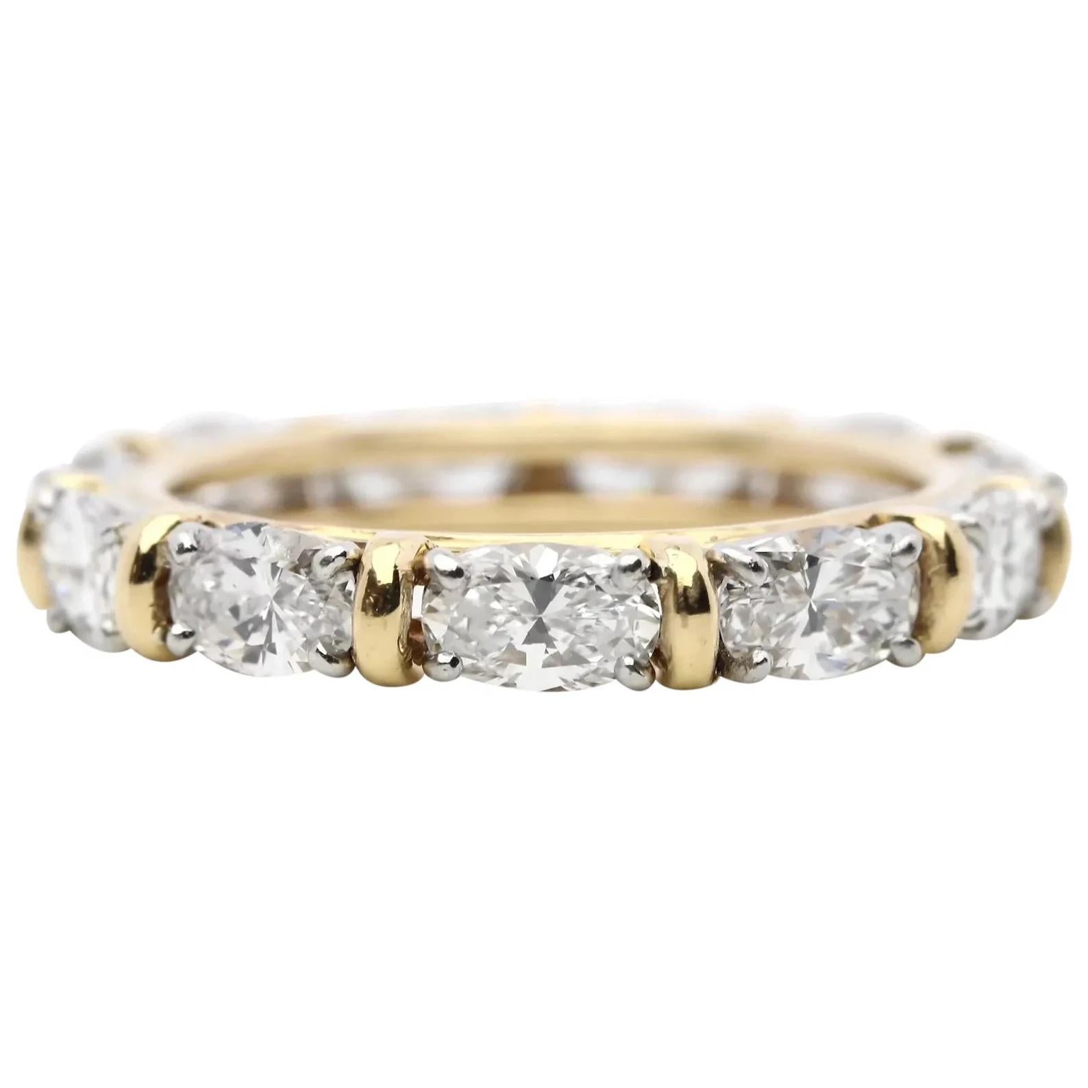 Sparkling 3.30ct Oval Cut Diamond Eternity Band in 18K Gold, Platinum For Sale