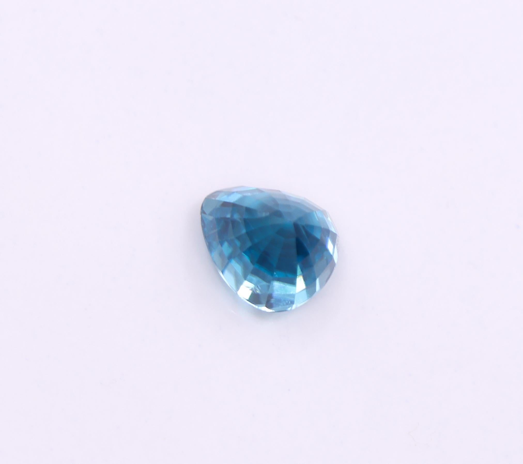 Sparkling 3.78 Carat Blue Zircon Gemstone  Pear 8x7mm For Sale 1