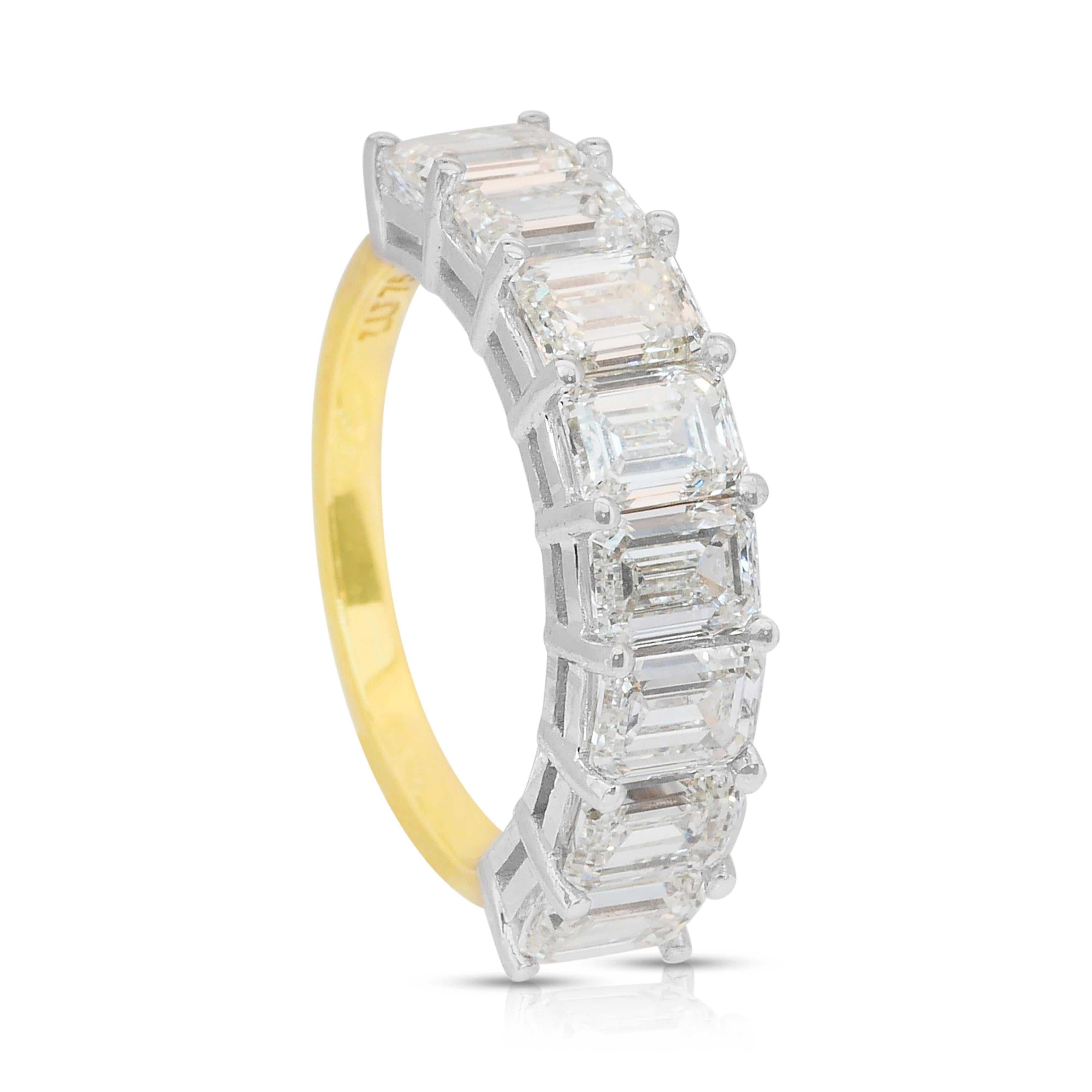 Bague demi-éternité en or blanc et jaune 18k avec 4.05ct de diamants étincelants en vente 3