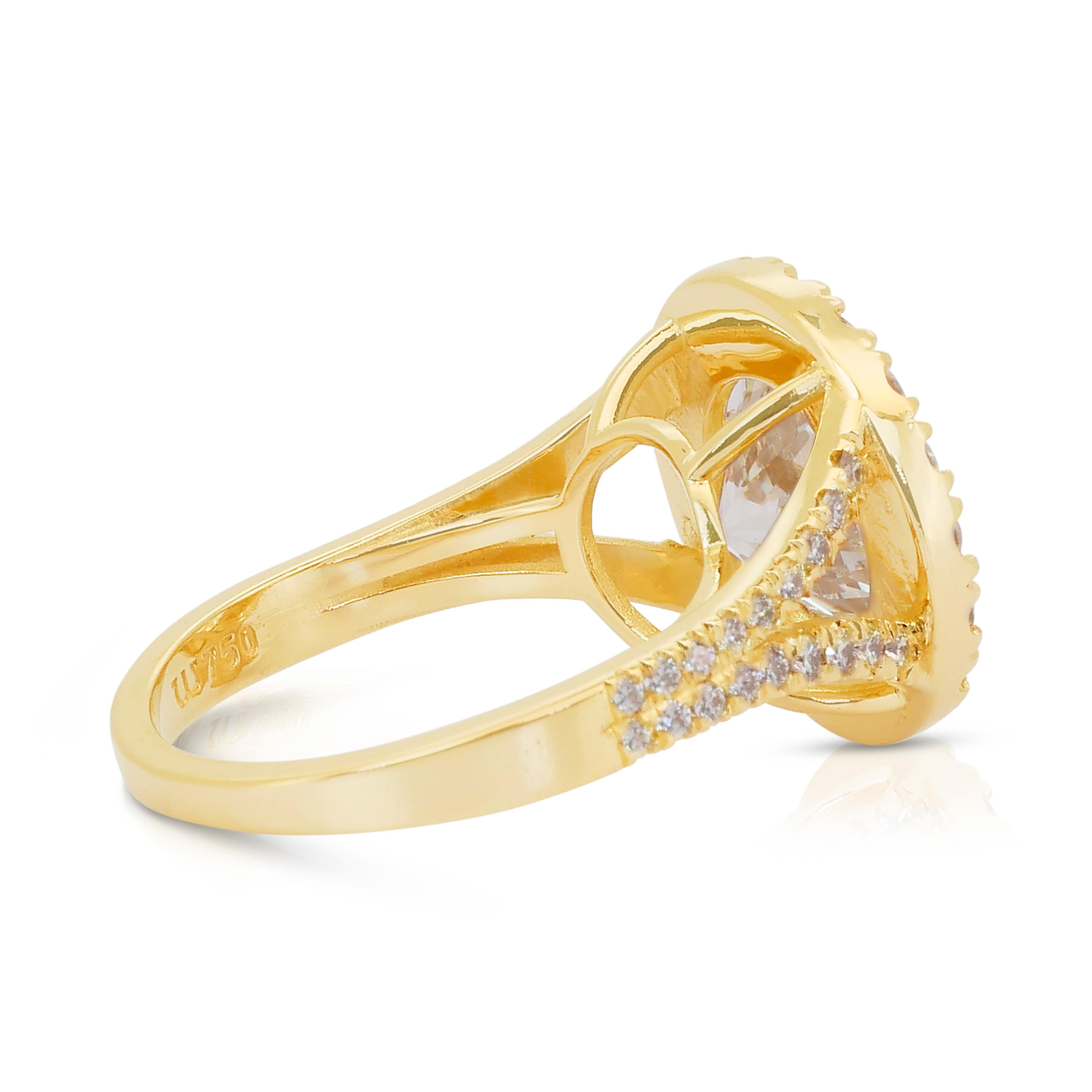Taille ronde Bague halo scintillante de 5,06 carats en or jaune 18 carats, certifiée IGI en vente