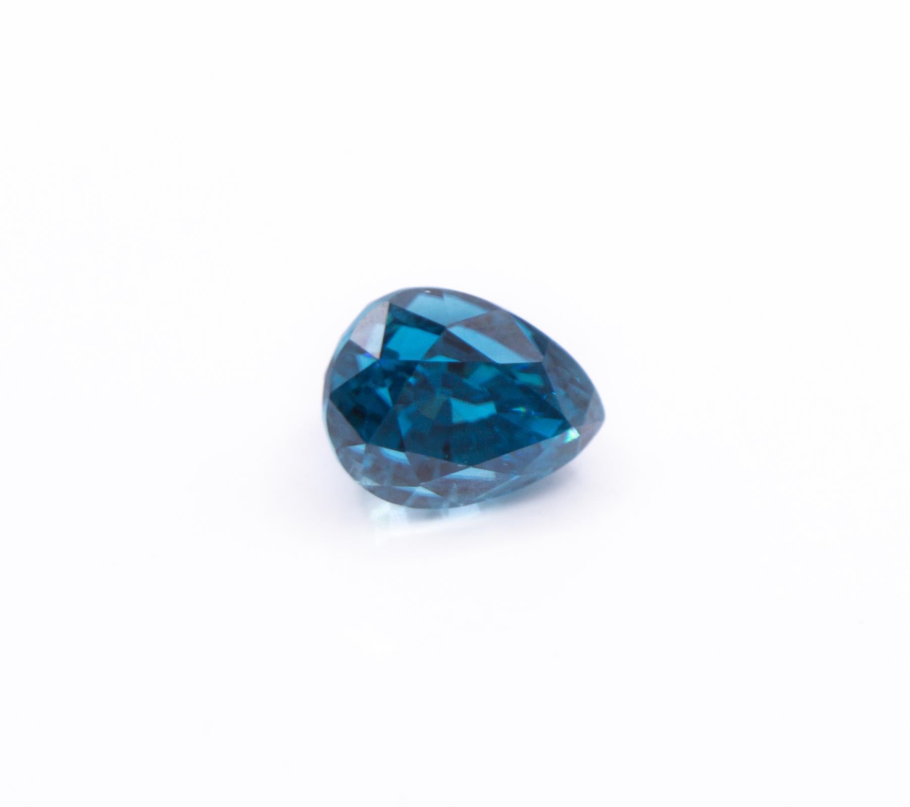 Pear Cut Sparkling 5.15 Carat Blue Zircon Gemstone  Pear 10x7mm For Sale