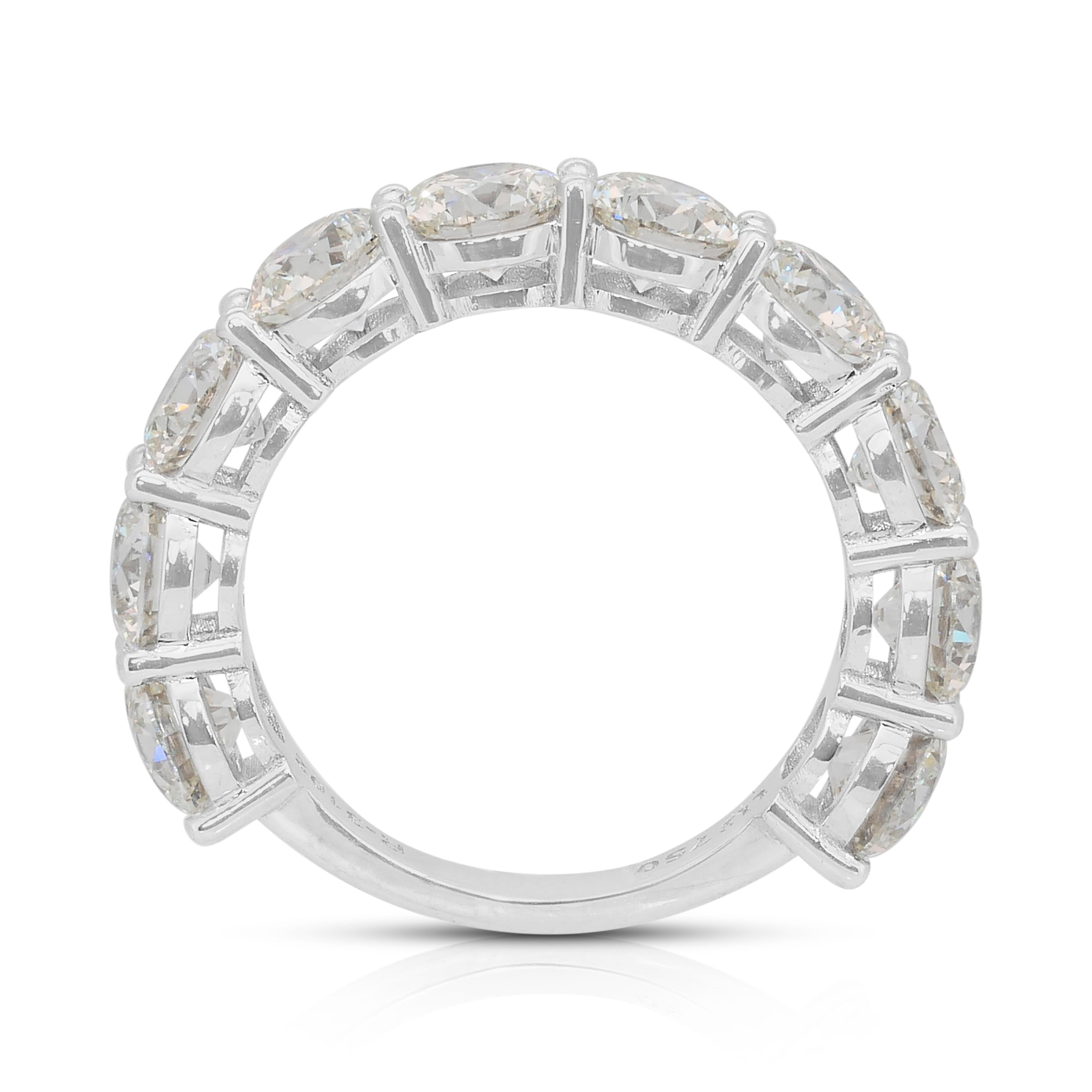 Anello a fascia con 5,18 carati di diamanti in oro bianco 18 carati - Certificato IGI in vendita 4