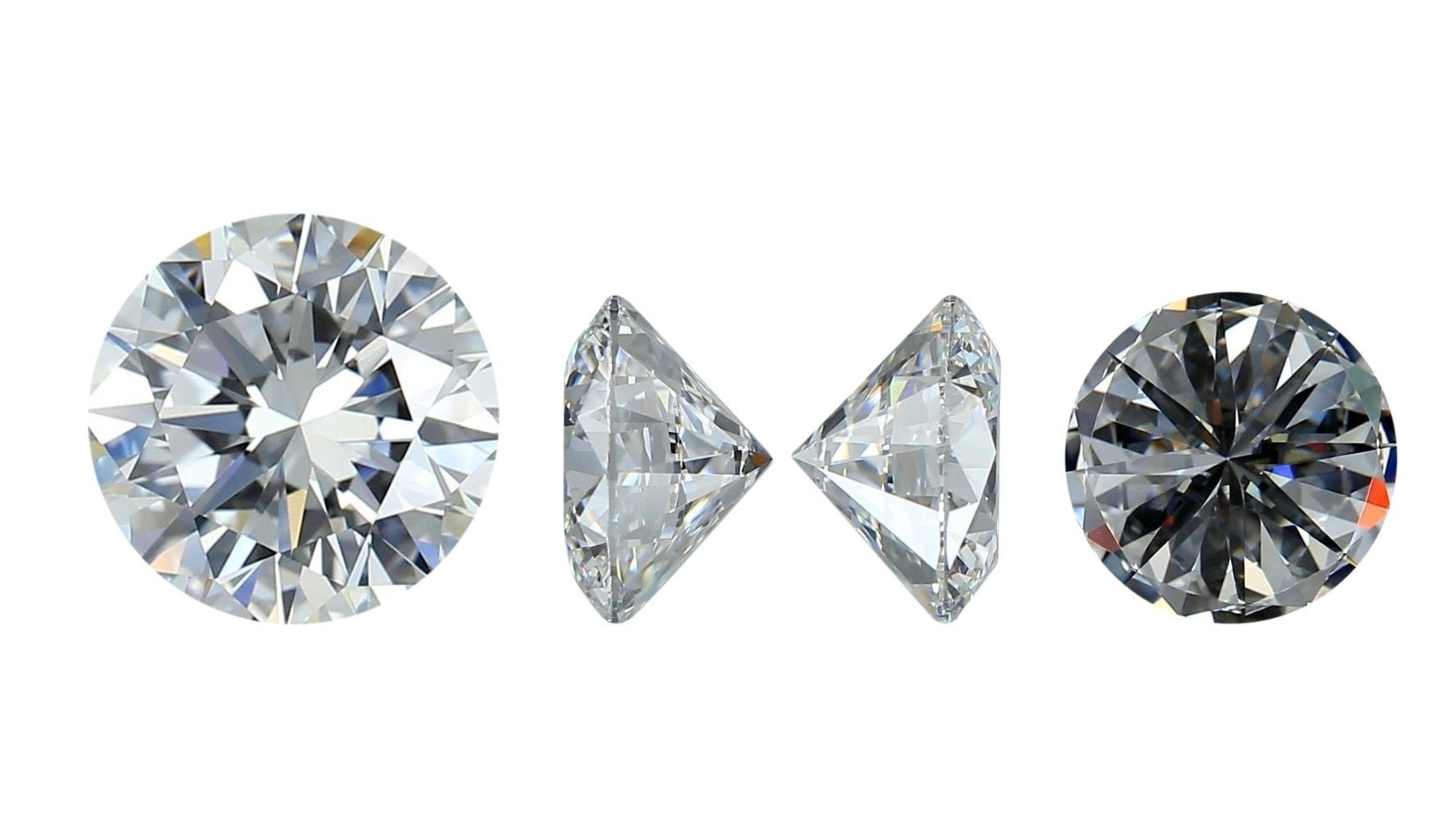 Sparkling .6 carat round brilliant cut natural diamond In New Condition In רמת גן, IL