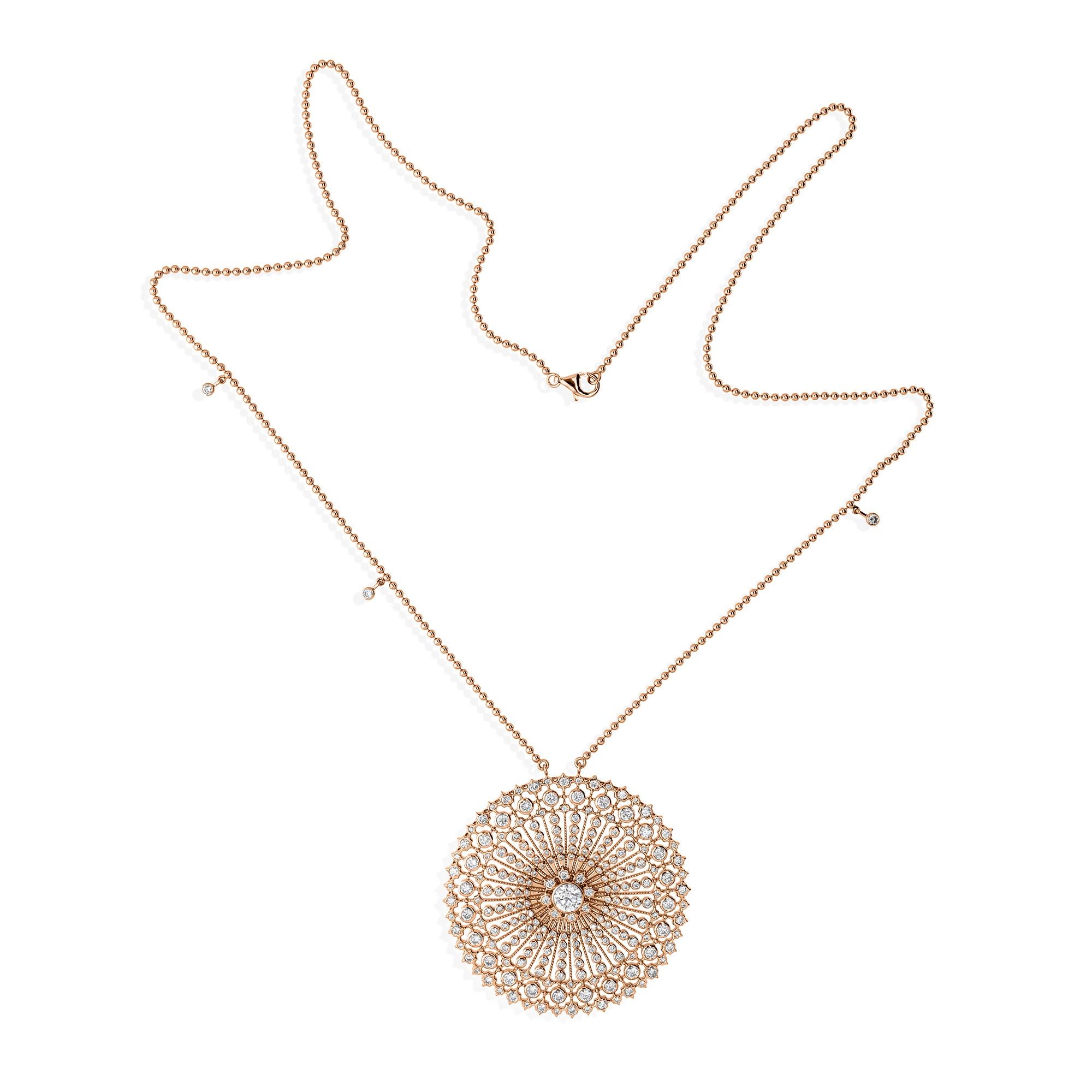 Taglio rotondo Scintillante collana con ciondolo a forma rotonda con diamanti da 8,08 carati in oro rosa 18 carati in vendita