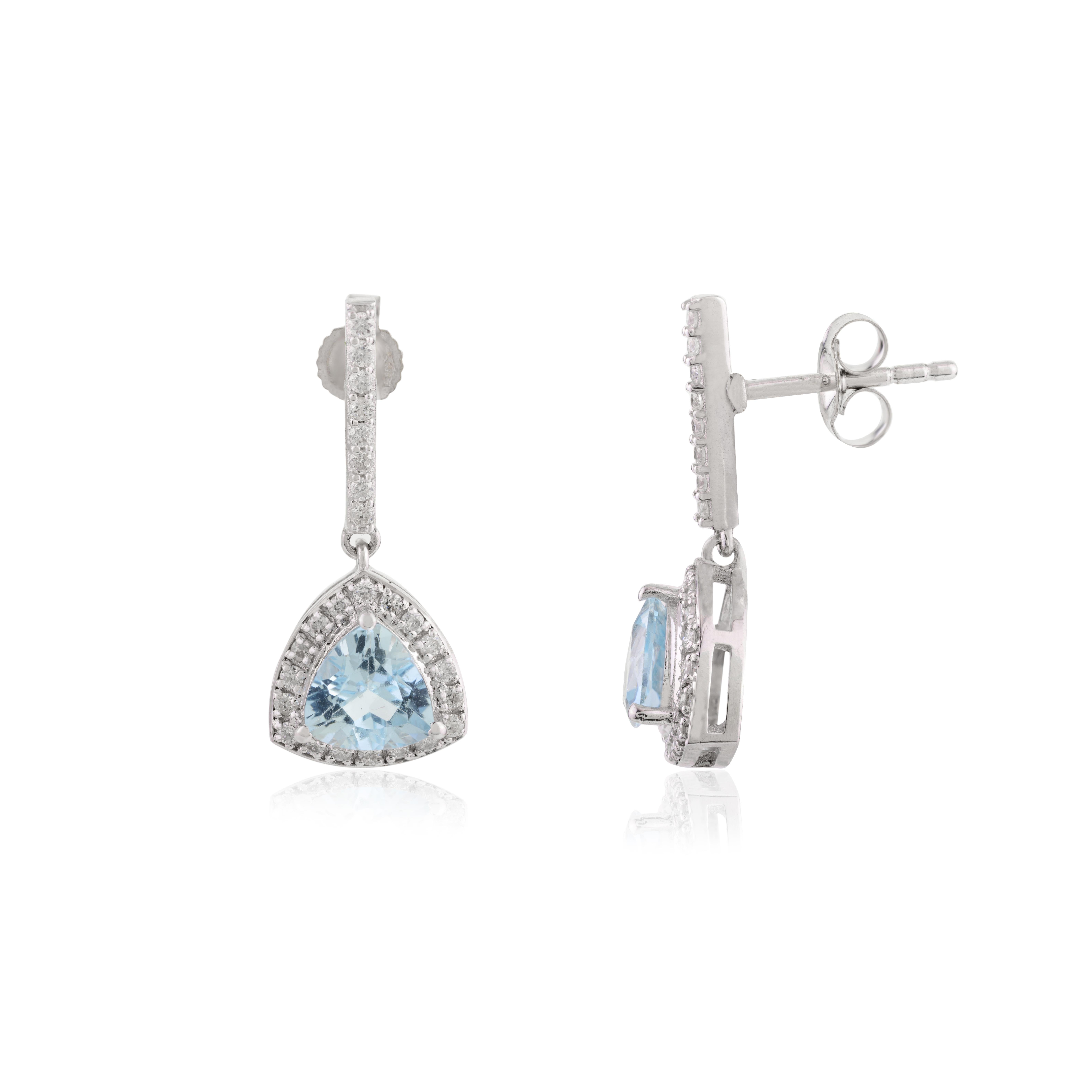 Women's Sparkling Aquamarine Diamond Wedding Dangle Earrings for Her in 18k White Gold For Sale