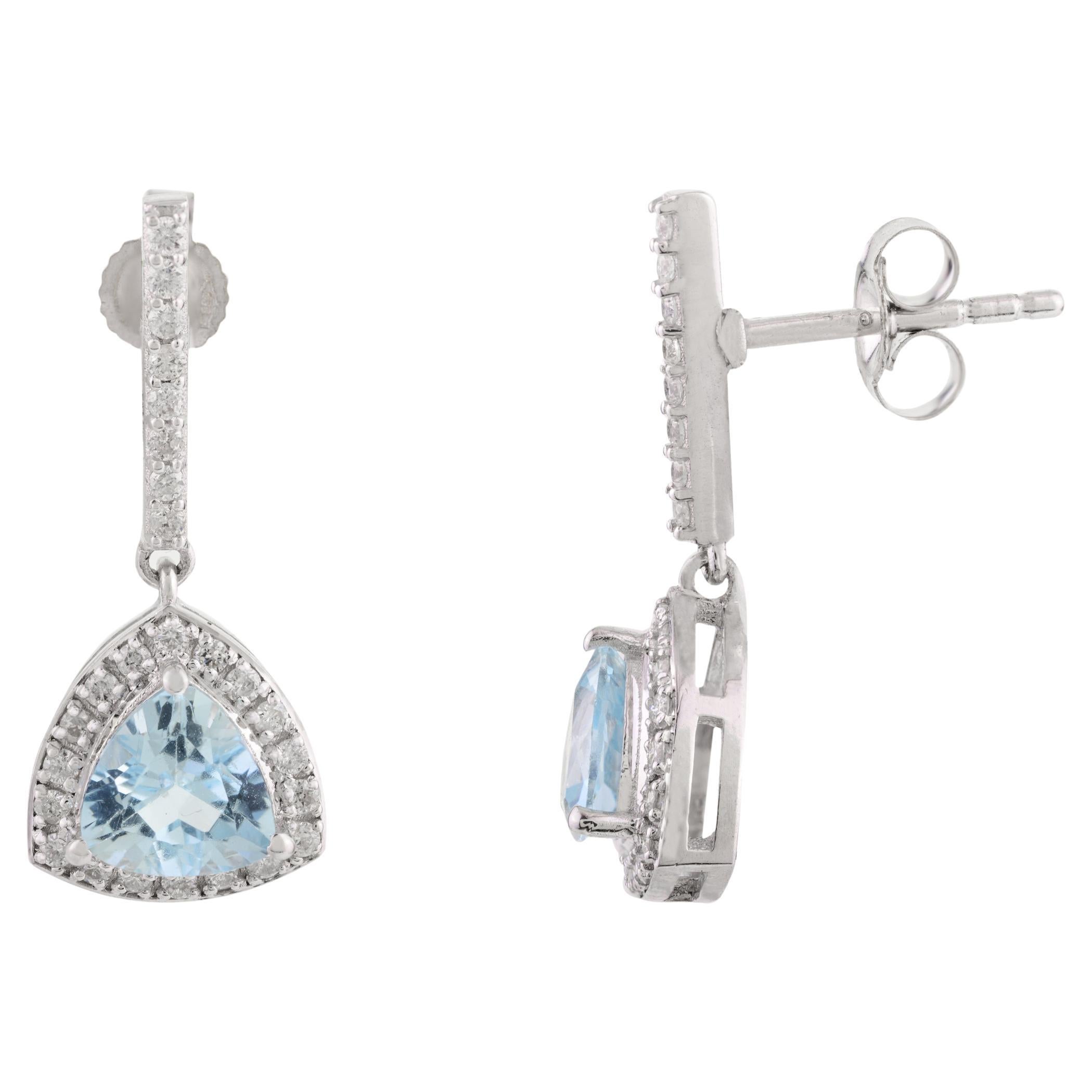 Sparkling Aquamarine Diamond Wedding Dangle Earrings for Her in 18k White Gold For Sale