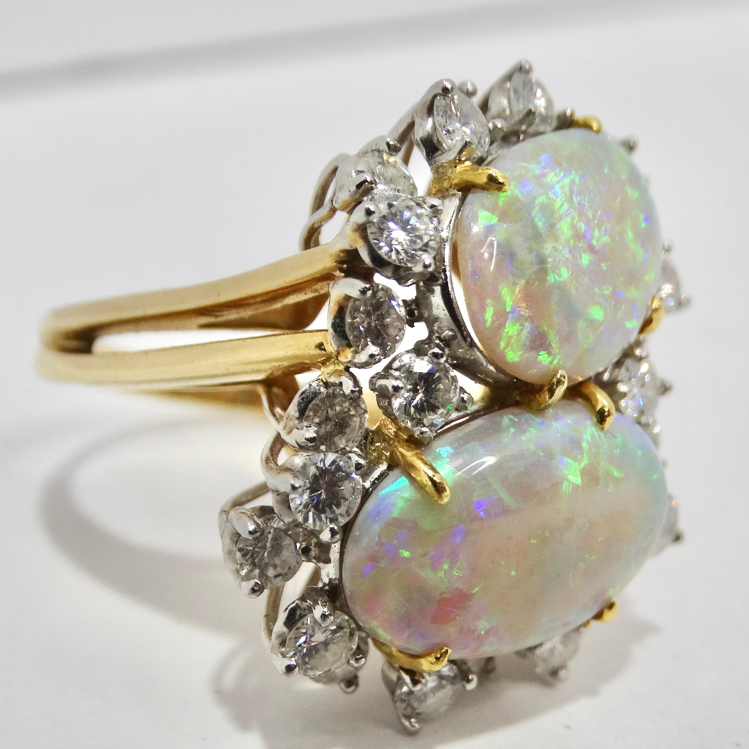 Rehaussez votre collection de bijoux avec notre exquise bague à diamant en opale australienne étincelante. Fabriquée avec précision et passion, cette superbe bague en or 18 carats est une véritable incarnation du luxe et de l'élégance. Au cœur de