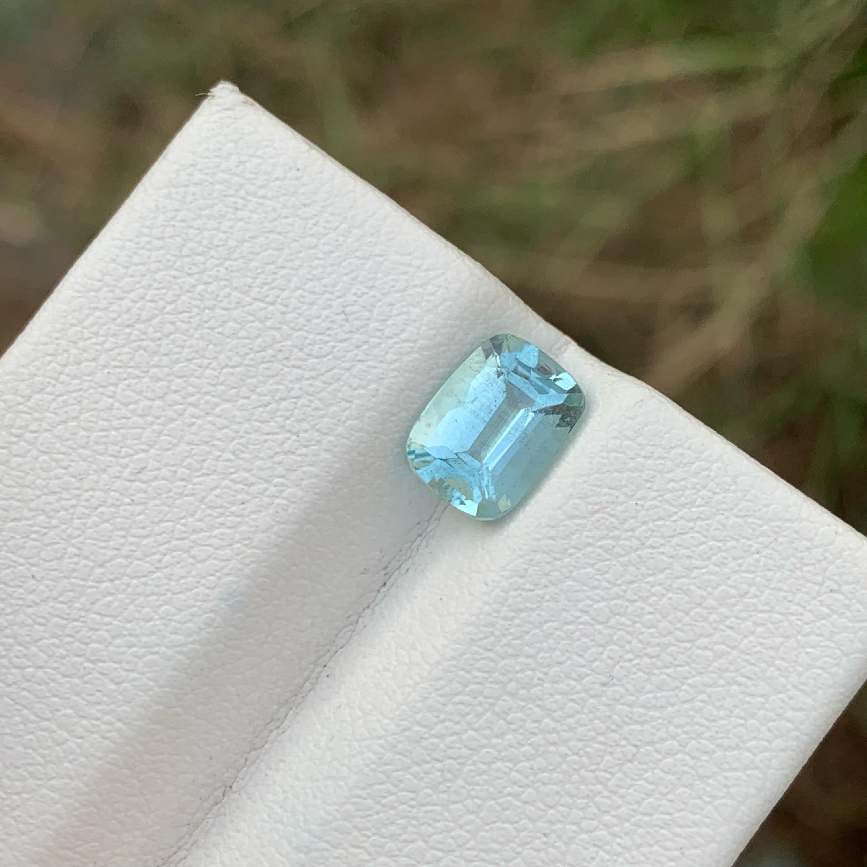 Modern Sparkling Blue Aquamarine 1.50 carats Cushion Cut Natural Pakistani Gemstone For Sale