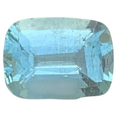Aigue-marine bleue étincelante 1.50 carats taille coussin Pierre précieuse pakistanaise naturelle