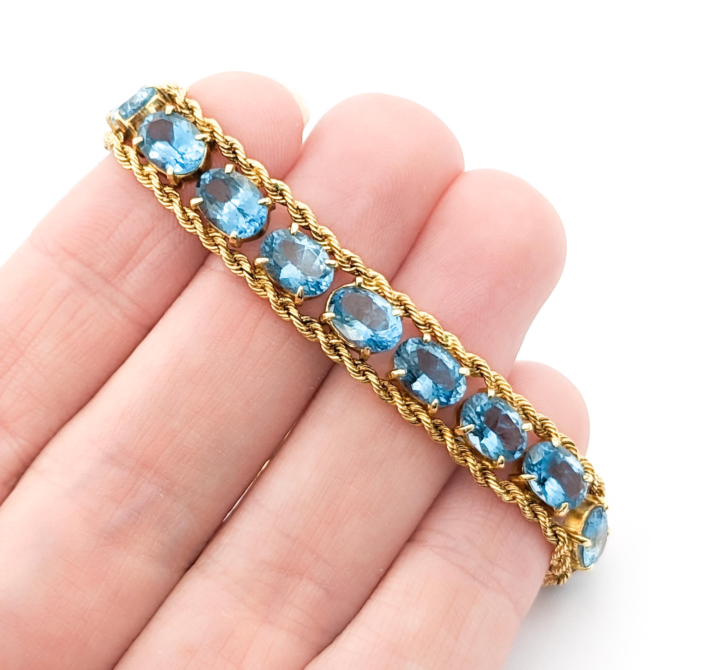 Vintage Sparkling Blue Topaz & 14K Gold Chain Bracelet For Sale 1