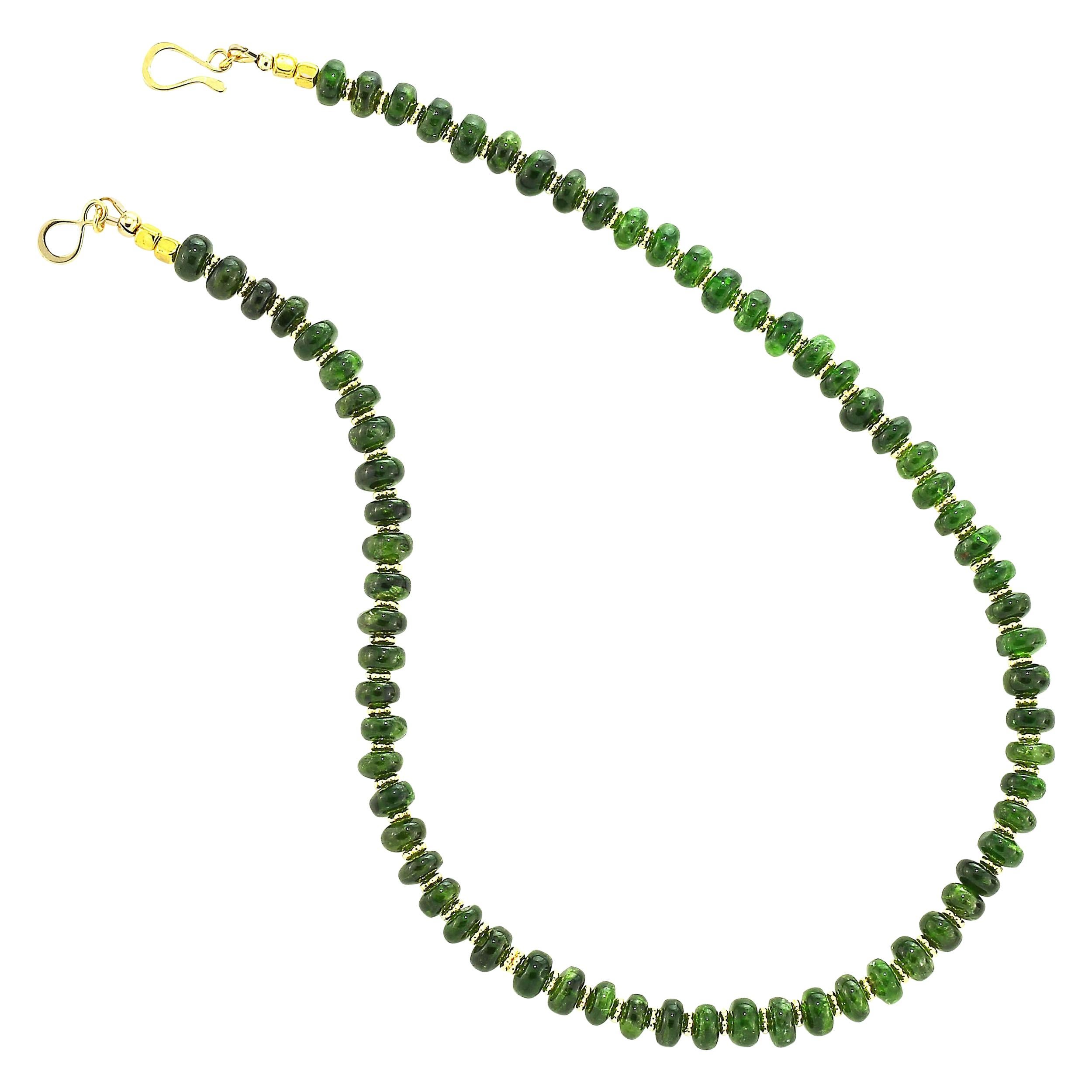 Gemjunky Sparkling Chrome Diopside Necklace with Goldy Accents