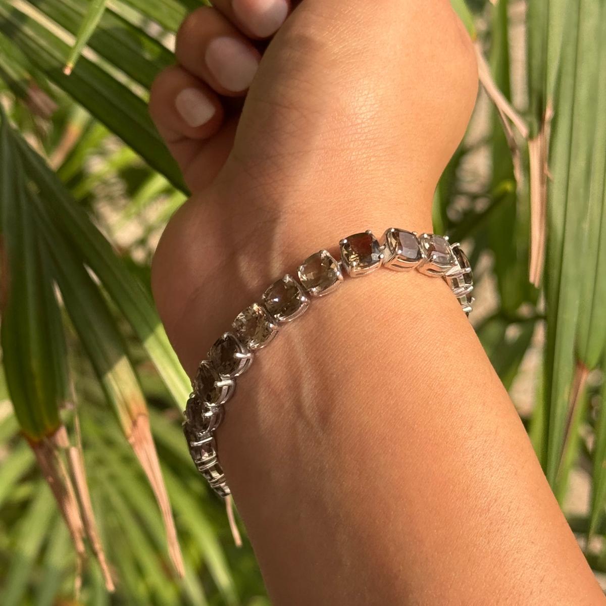 Topacio ahumado engastado Piedra de nacimiento de noviembre Tenis Pulsera de plata Corte cojín en venta