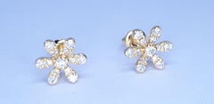 Sparkling Daisy Flower Studs 14k Solid Gold Diamond Earring