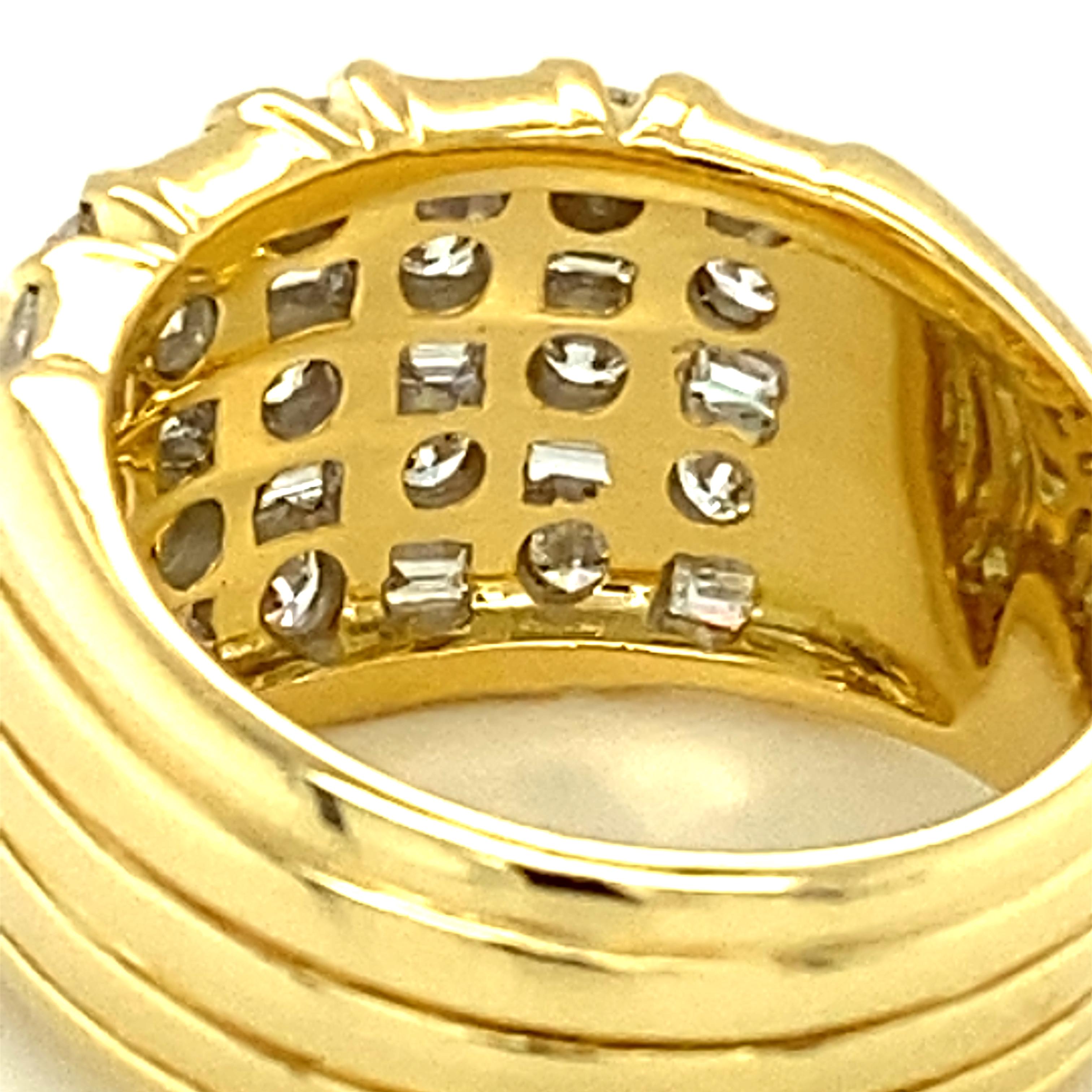 Sparkling Diamond Ring in 18 Karat Yellow Gold 5