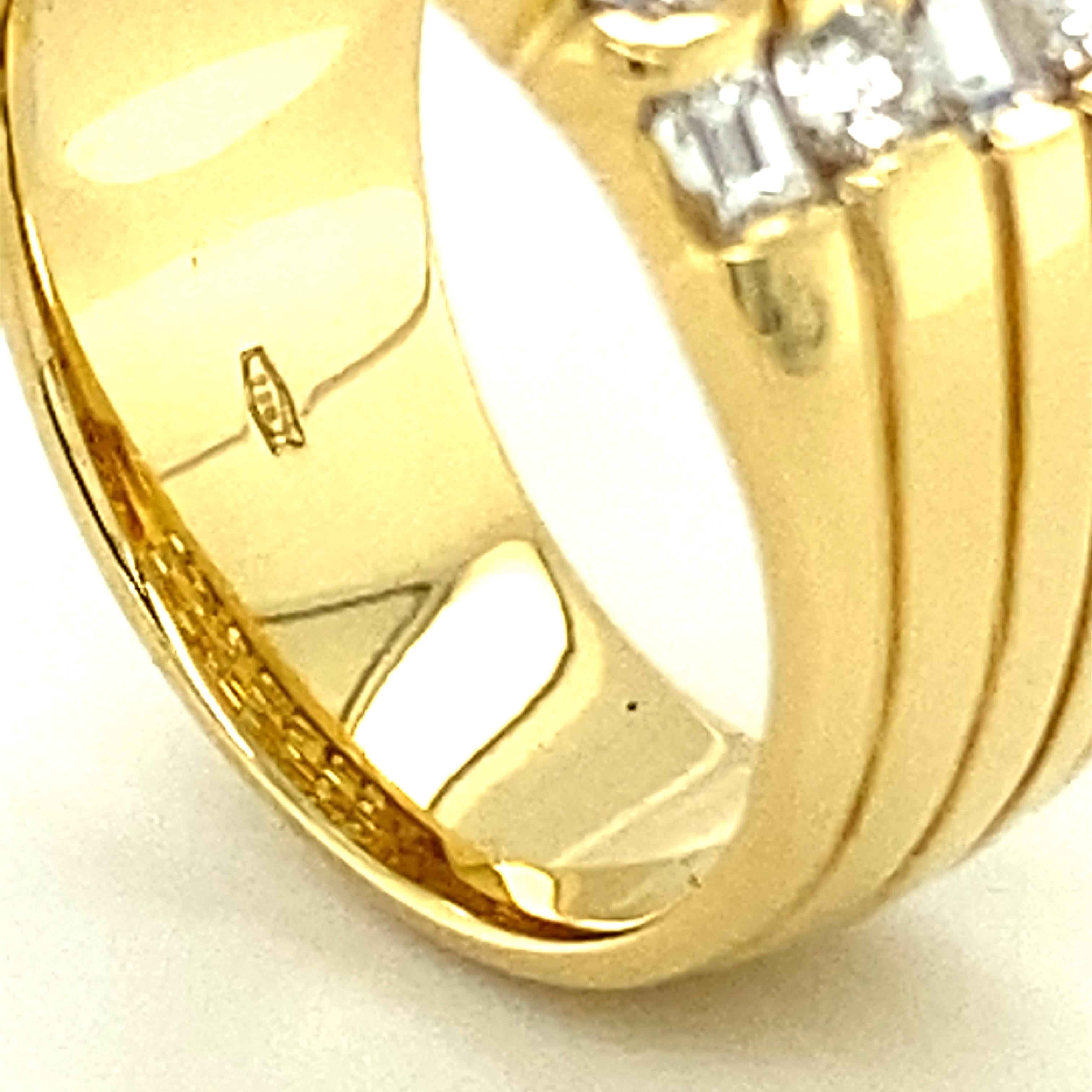 Sparkling Diamond Ring in 18 Karat Yellow Gold 7
