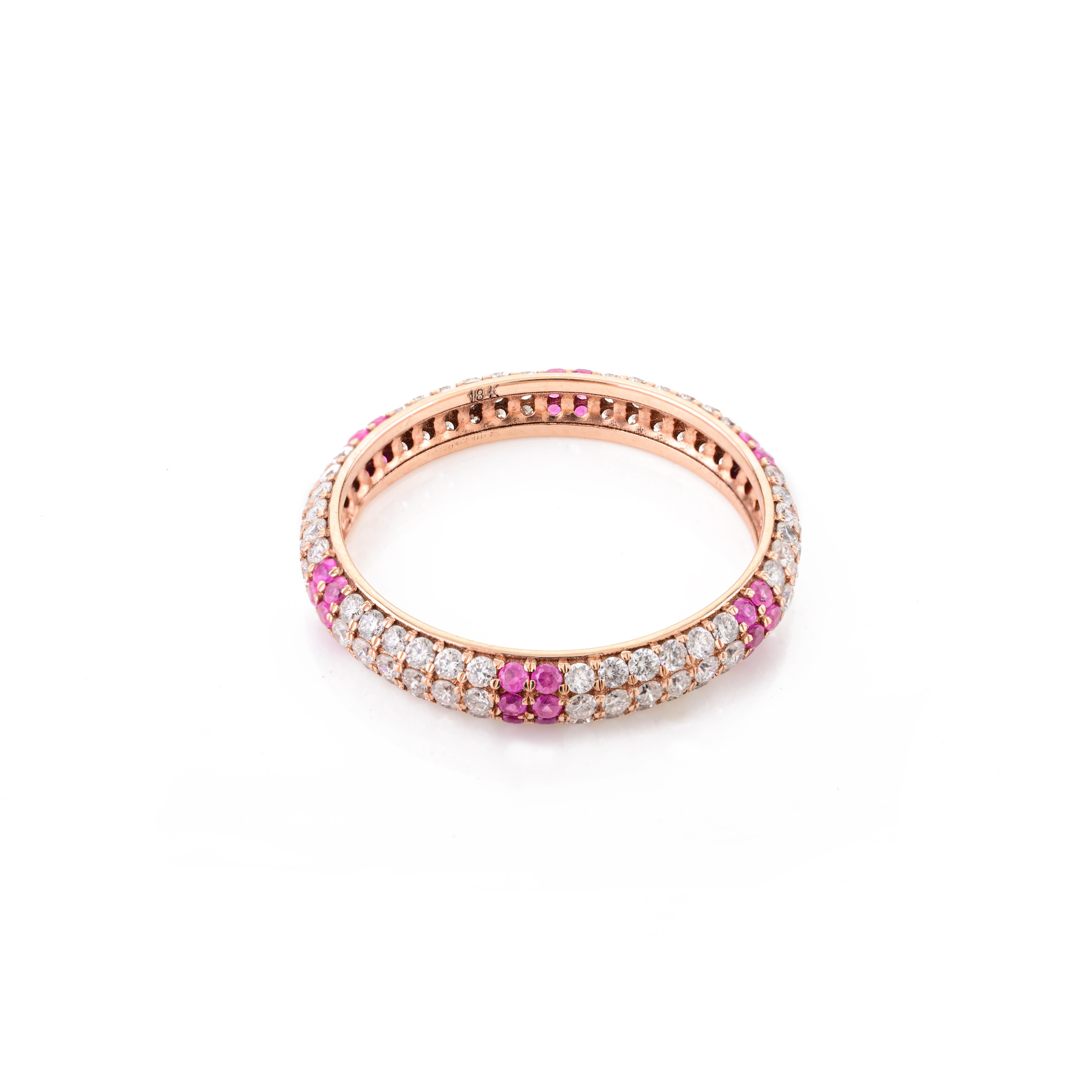 En vente :  Bague de fiançailles empilable en or rose massif 18k avec diamant étincelant et rubis 4
